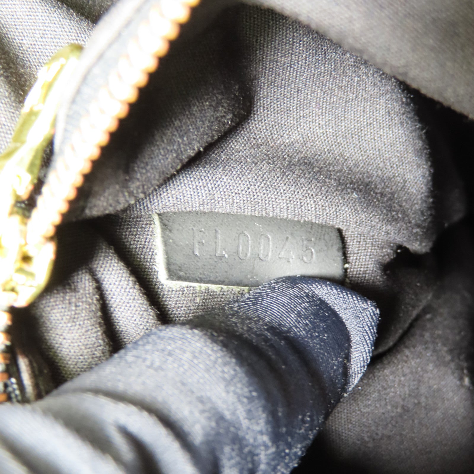 LOUIS VUITTON Epi Mandard MM金扣肩背袋