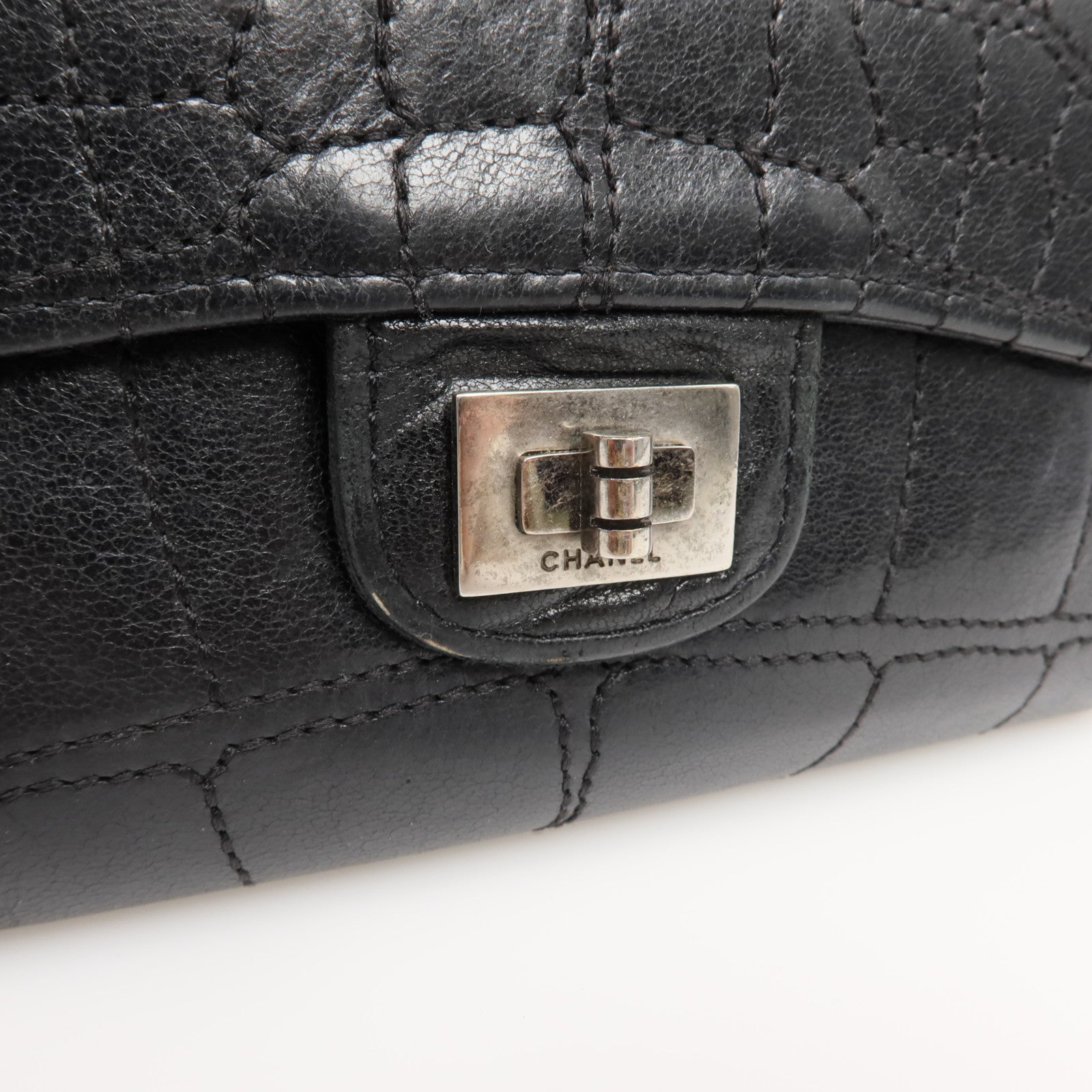 CHANEL 【激減優惠】牛皮皮革2.55 Wallet銀扣錢包
