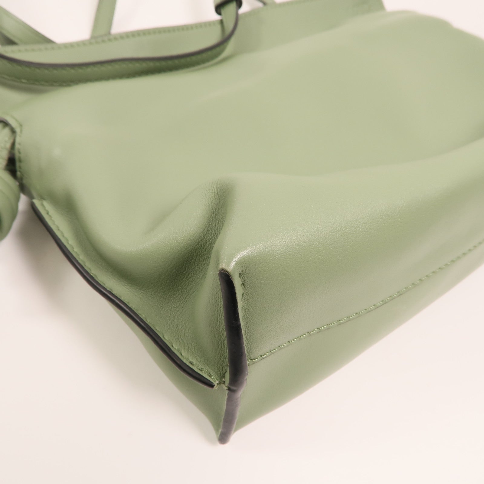 LOEWE 牛皮皮革Mini Flamenco金扣肩背袋