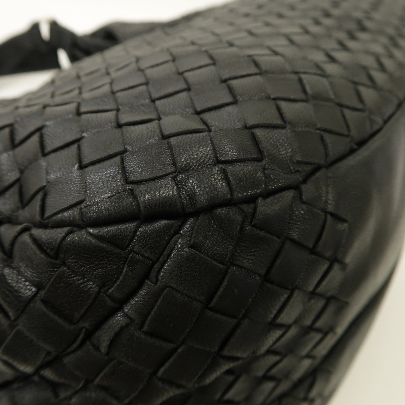 BOTTEGA VENETA 織紋皮革Shoulder Bag銀扣肩背袋黑色