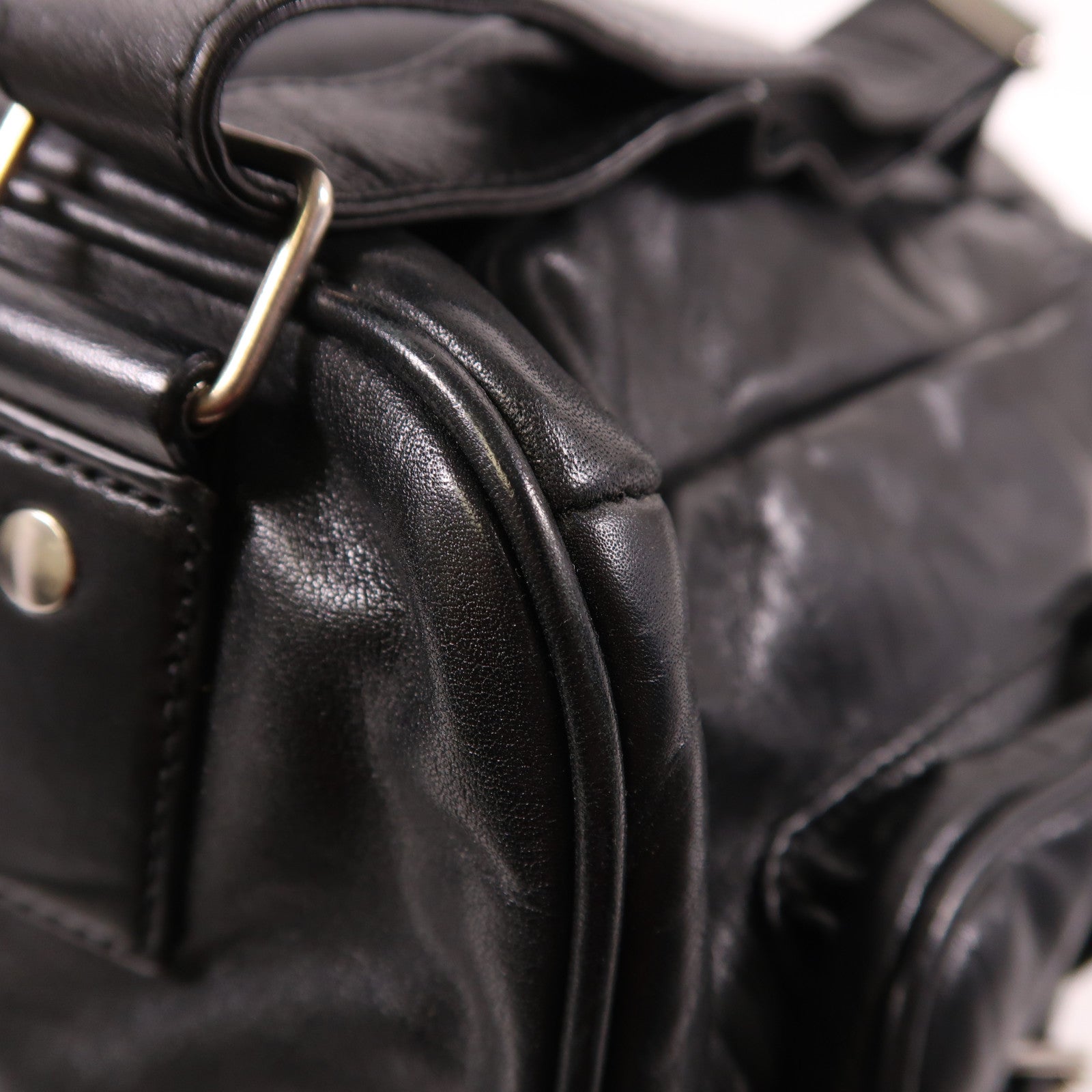 YVES SAINT LAURENT 牛皮皮革Backpack銀扣背包