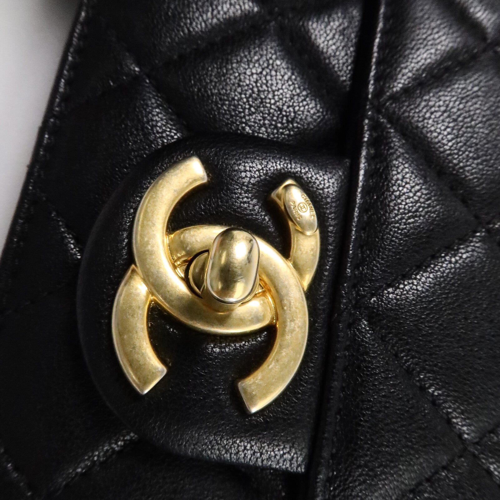 CHANEL 牛皮皮革Pearl Flap Bag鏈帶肩背袋