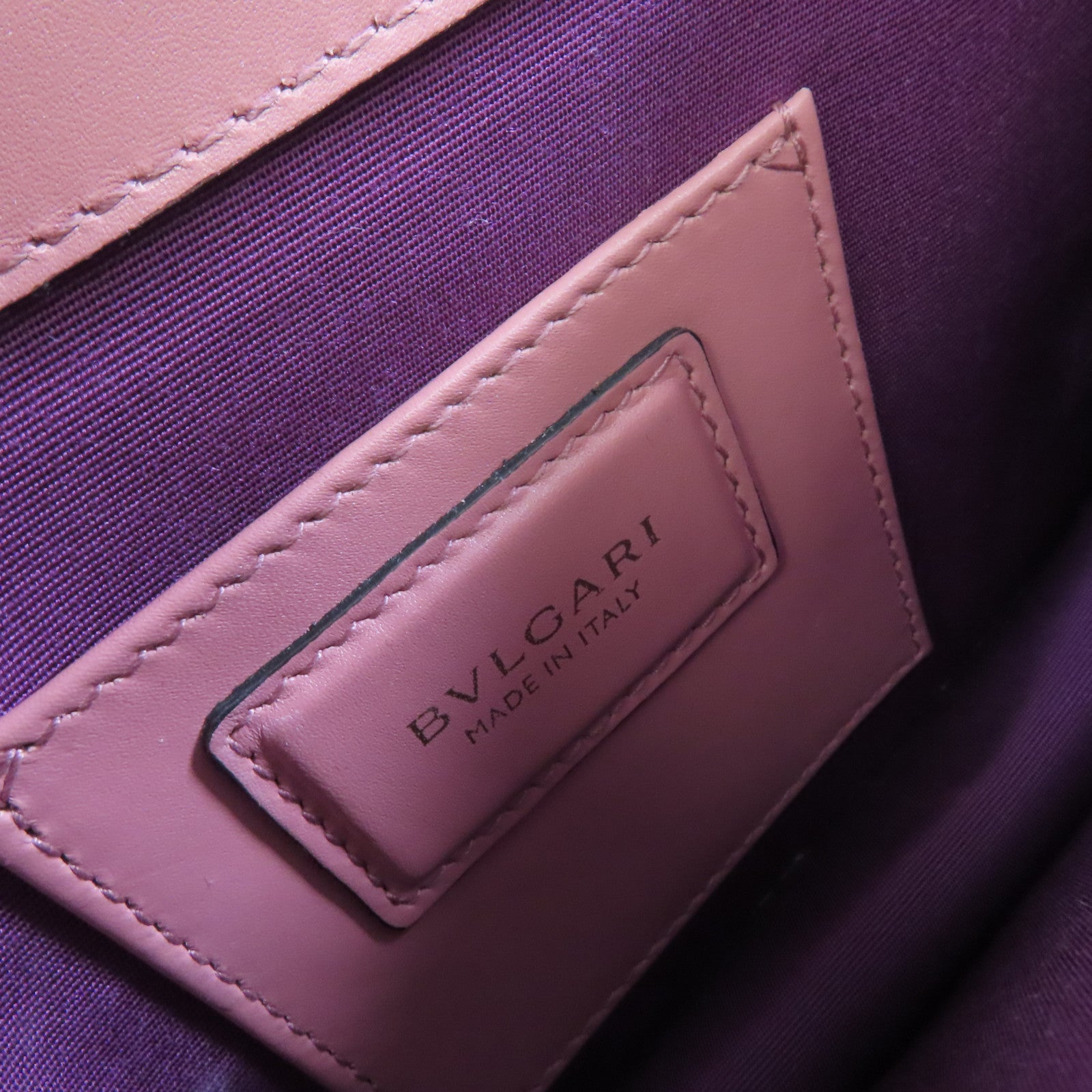 BVLGARI 【激減優惠】牛皮皮革Serpenti Forever Small Shoulder Bag銀扣鏈帶肩背粉紅色