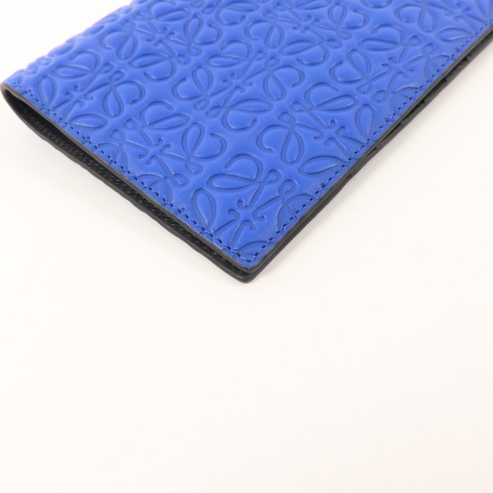 LOEWE 牛皮皮革Passport and Card Holder護照卡片套