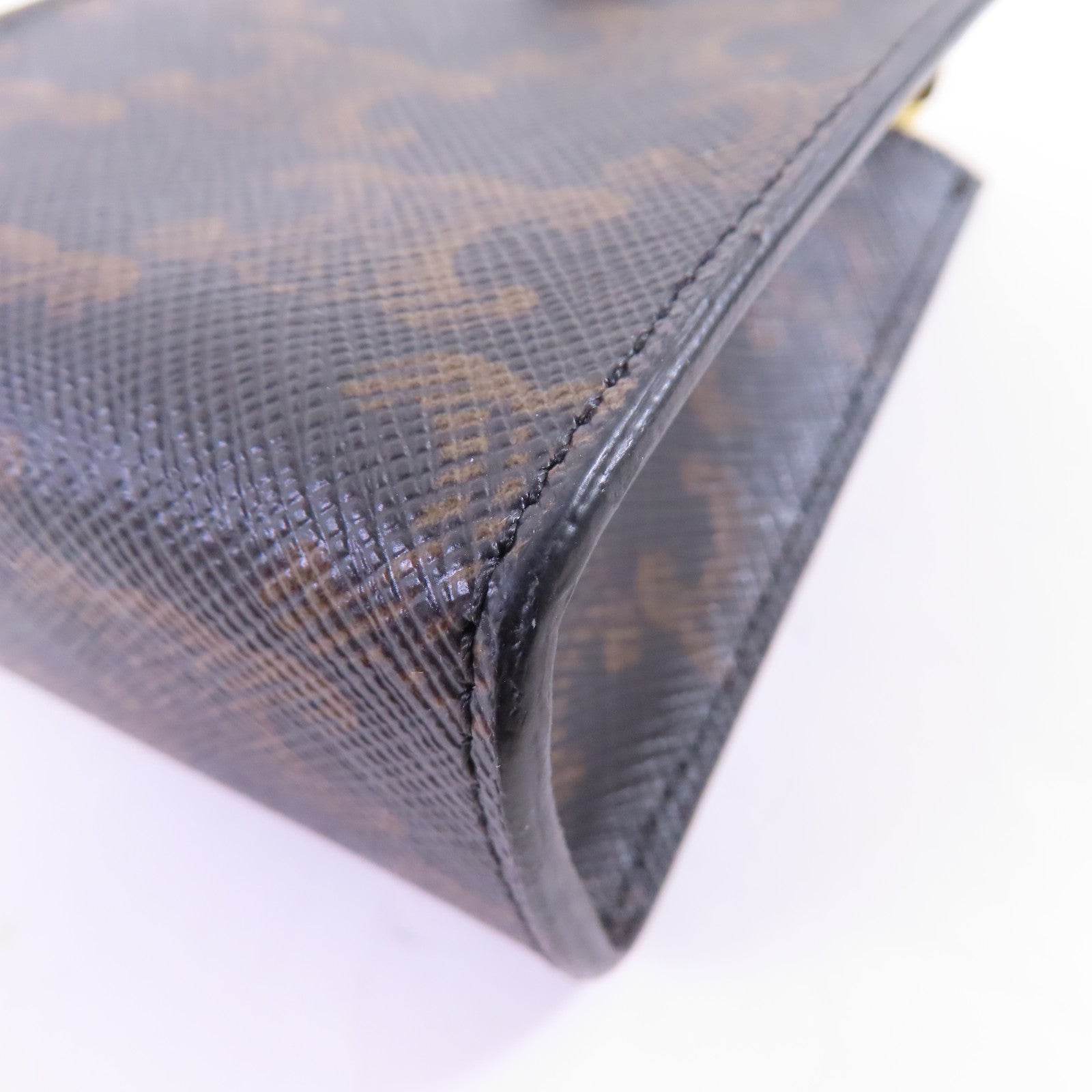 CELINE Triomphe帆布Micro Vertical Charm金扣掛飾