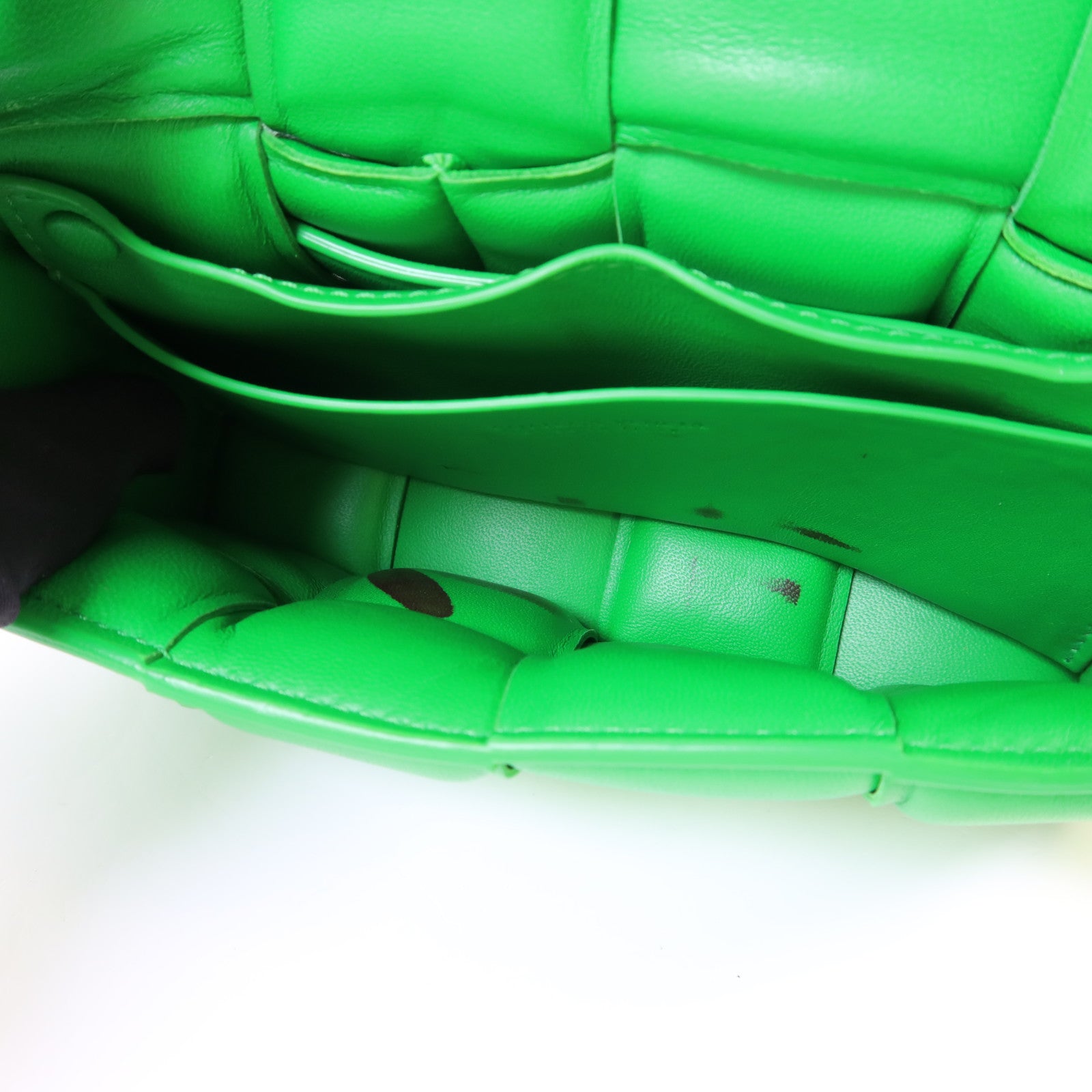 BOTTEGA VENETA 皮革Cassette Padded Mini肩背袋