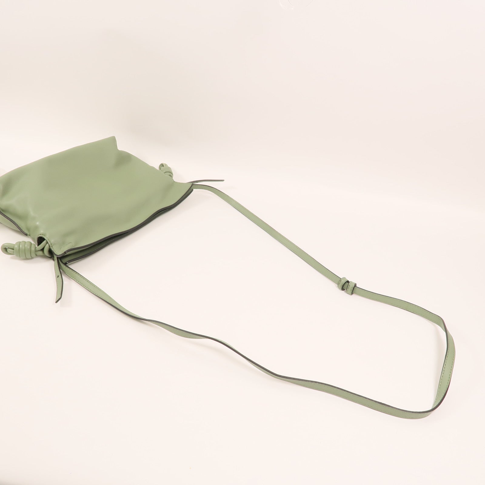 LOEWE 牛皮皮革Mini Flamenco金扣肩背袋
