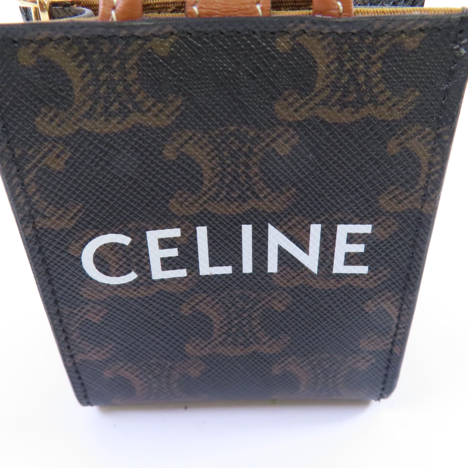 CELINE Triomphe帆布Micro Vertical Charm金扣掛飾