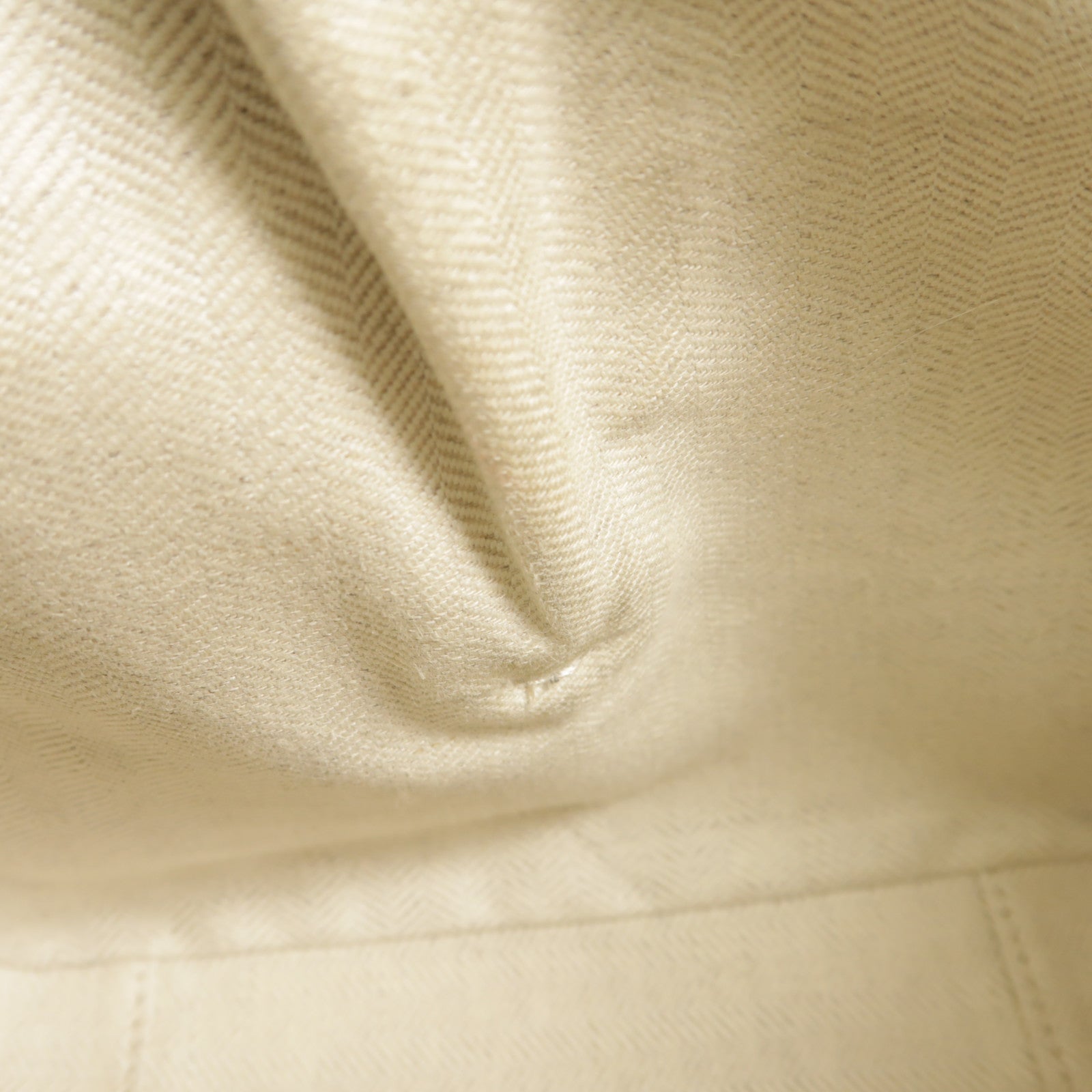 LOEWE 牛皮皮革Hammock Small肩背袋