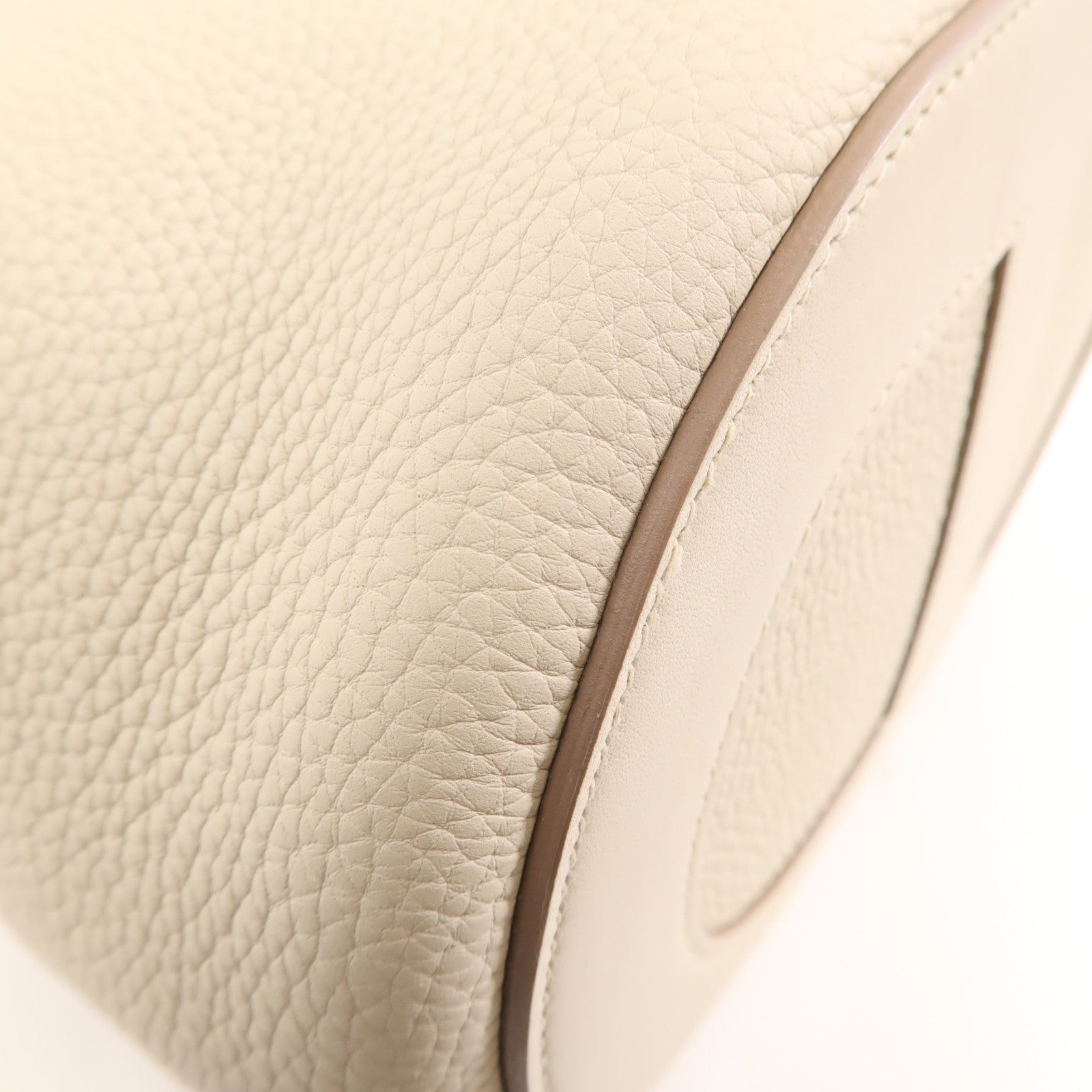 HERMES Clemence皮革In The Loop 23金扣手挽袋Benton/白色