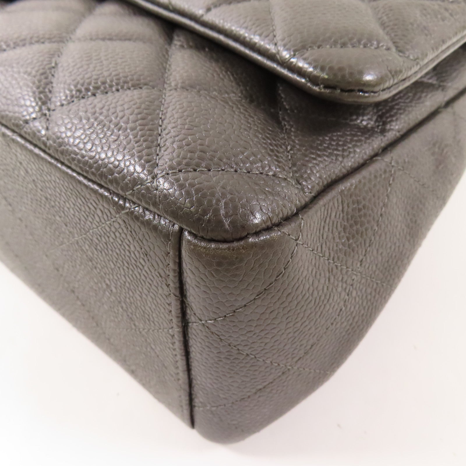 CHANEL 【激減優惠】牛皮皮革Maxi Classic銀扣鏈帶肩背袋