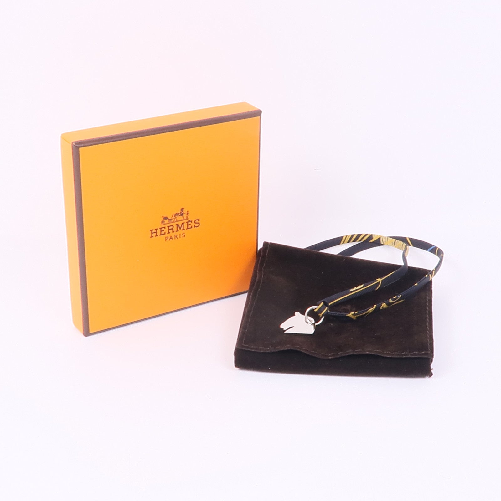 HERMES 絲質Tourbillon Necklace/Bracelet項鍊/手帶