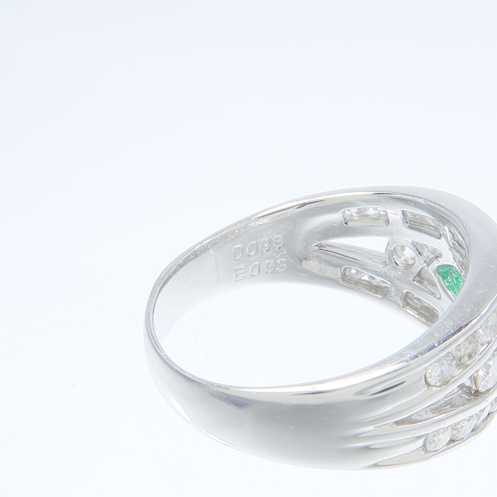 JEWELRY 【激減優惠】PT900鉑金Diamond Ring綠寶石/鑽石戒指