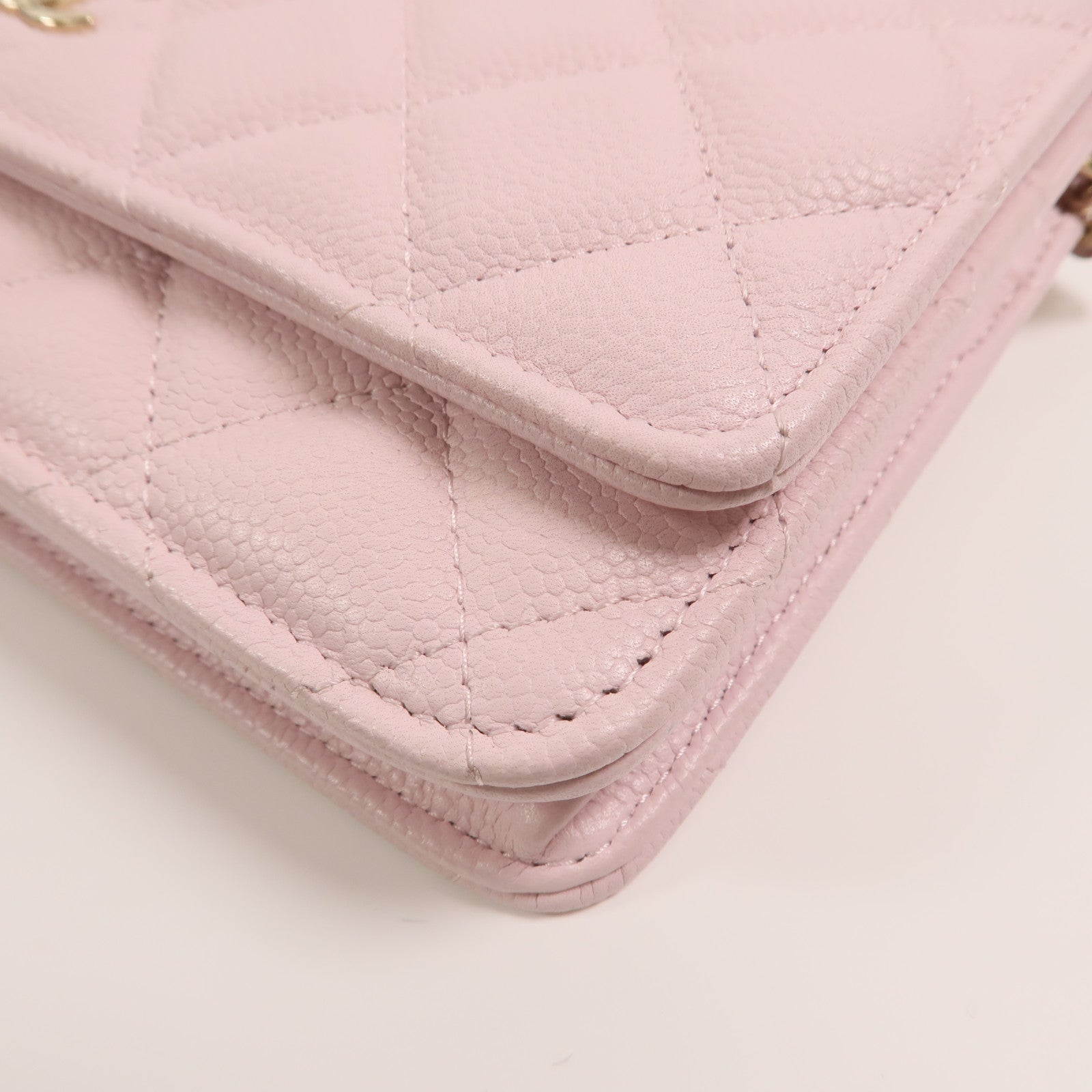 CHANEL 牛皮皮革WOC Wallet On Chain鏈帶肩背袋