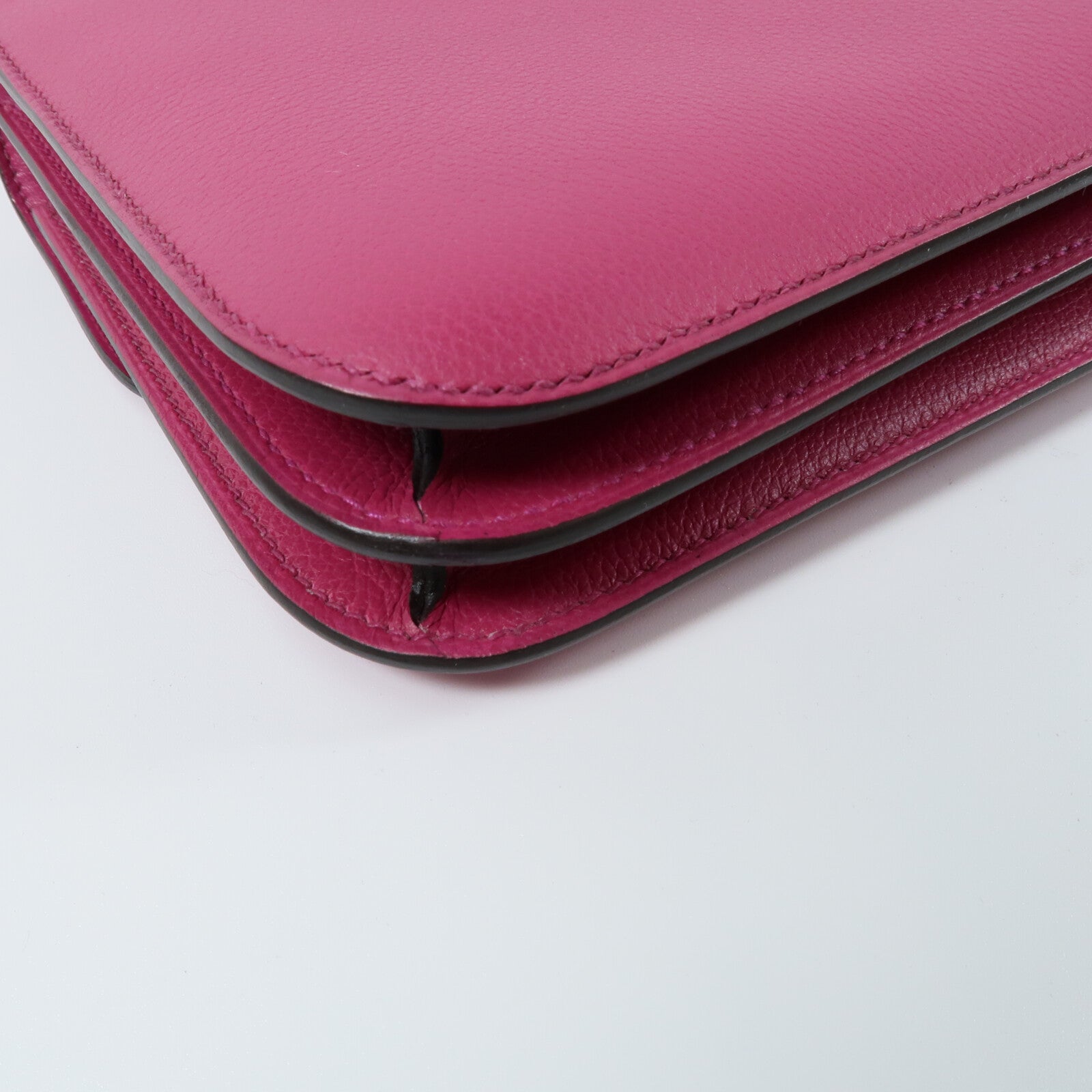 HERMES Evercolor皮革Constance Mini肩背袋Rose Pourpre