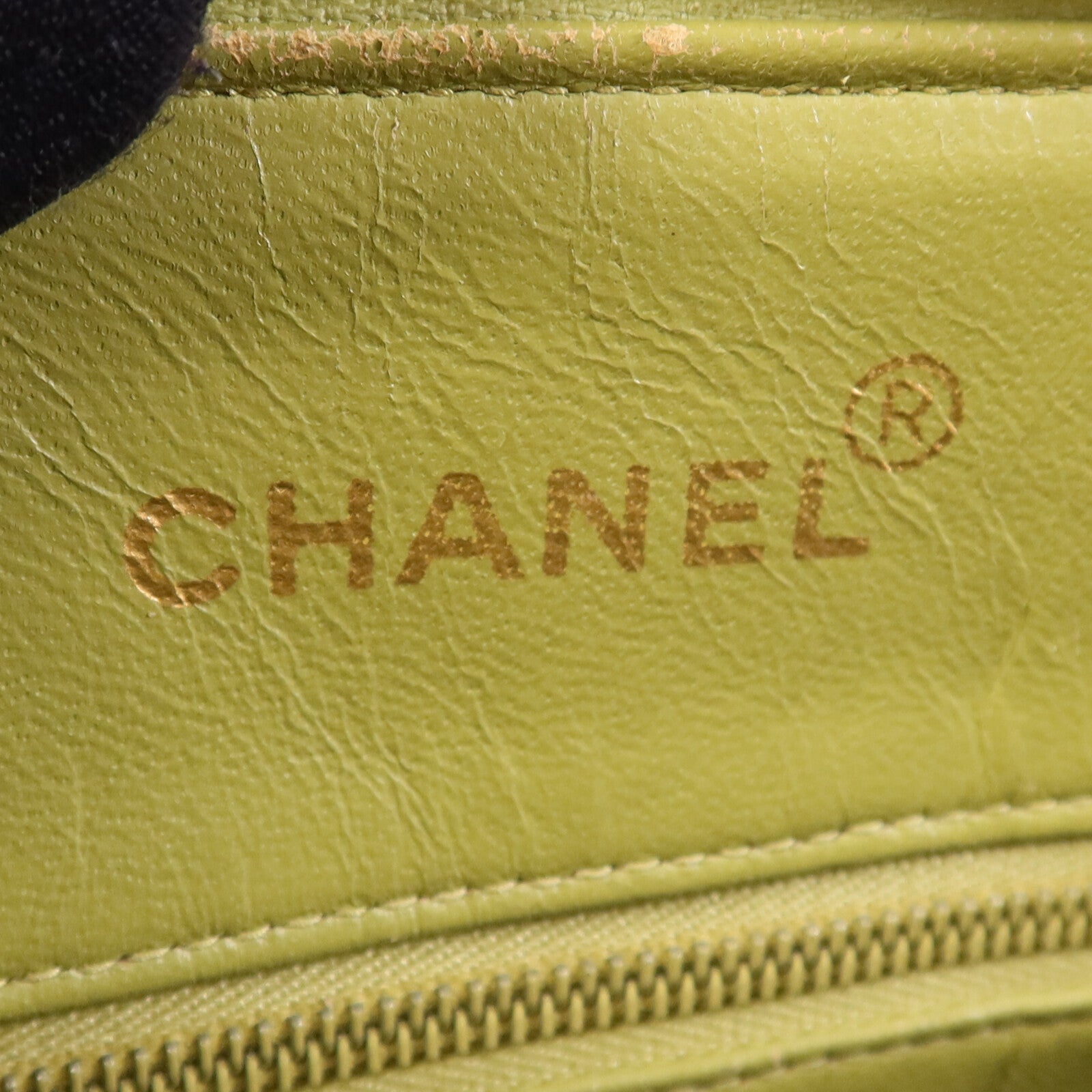 CHANEL 牛皮皮革Shoulder Bag金扣鏈帶肩背袋