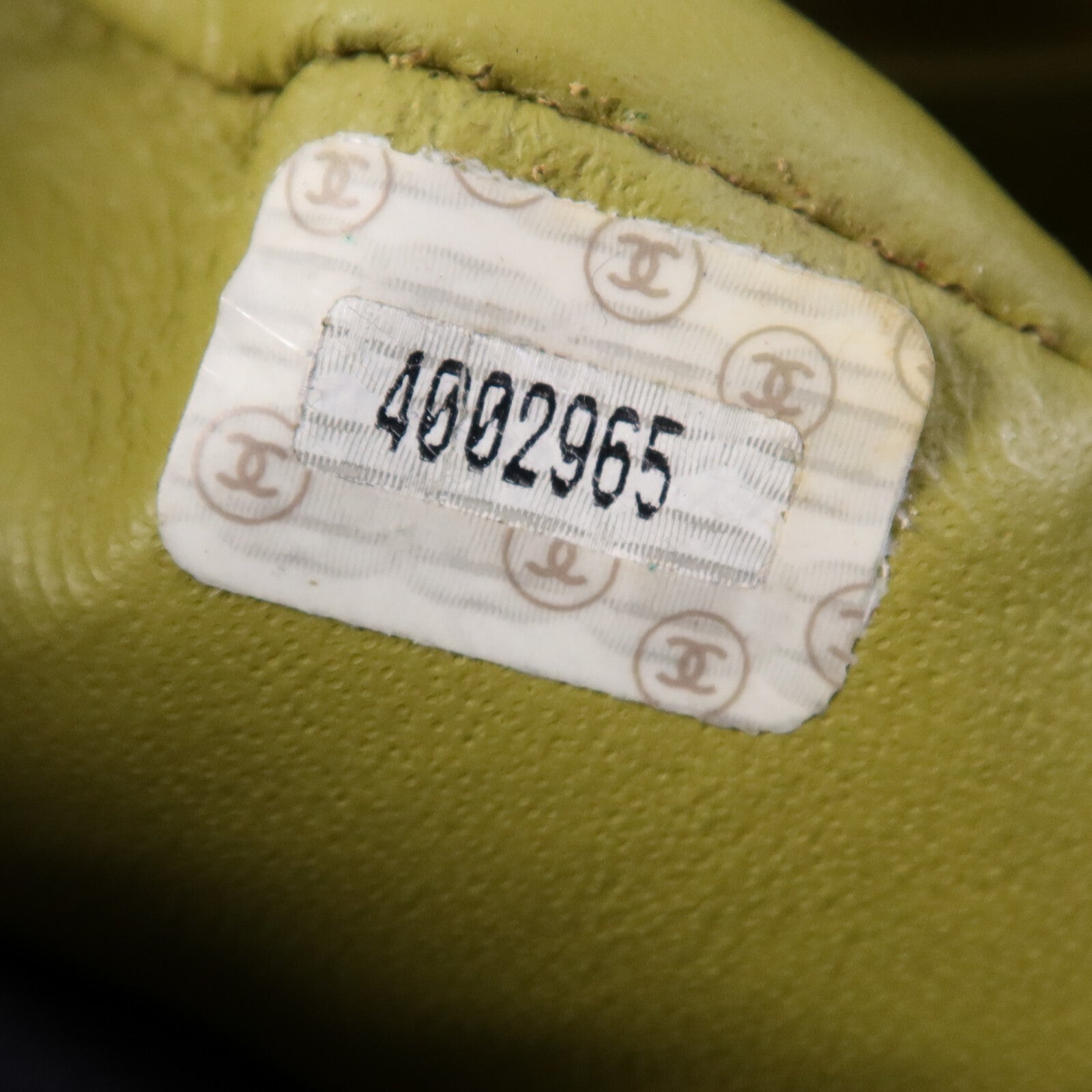 CHANEL 牛皮皮革Shoulder Bag金扣鏈帶肩背袋