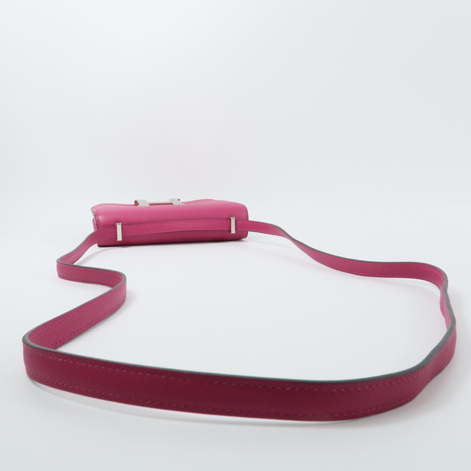 HERMES Evercolor皮革Constance Mini肩背袋Rose Pourpre