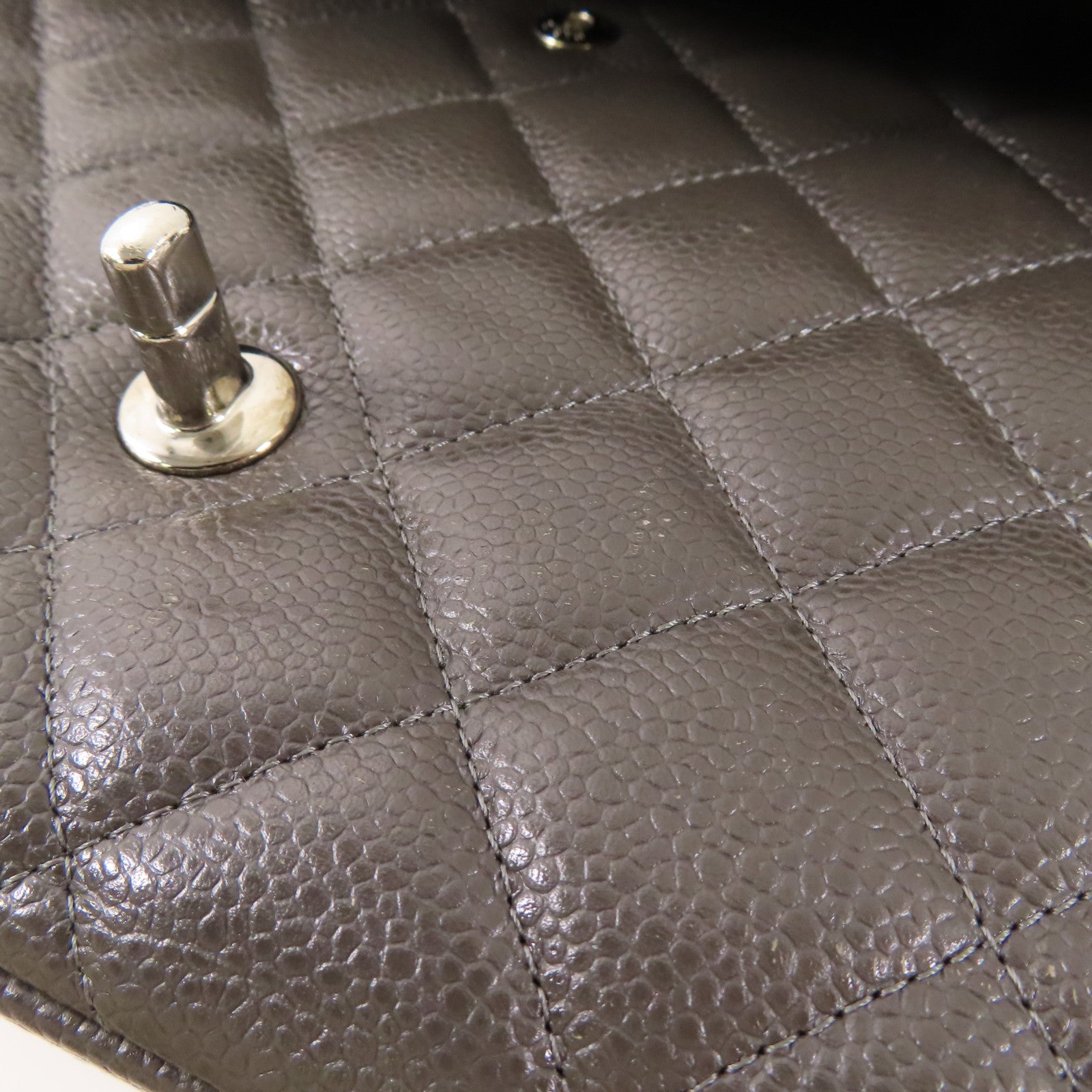 CHANEL 【激減優惠】牛皮皮革Maxi Classic銀扣鏈帶肩背袋