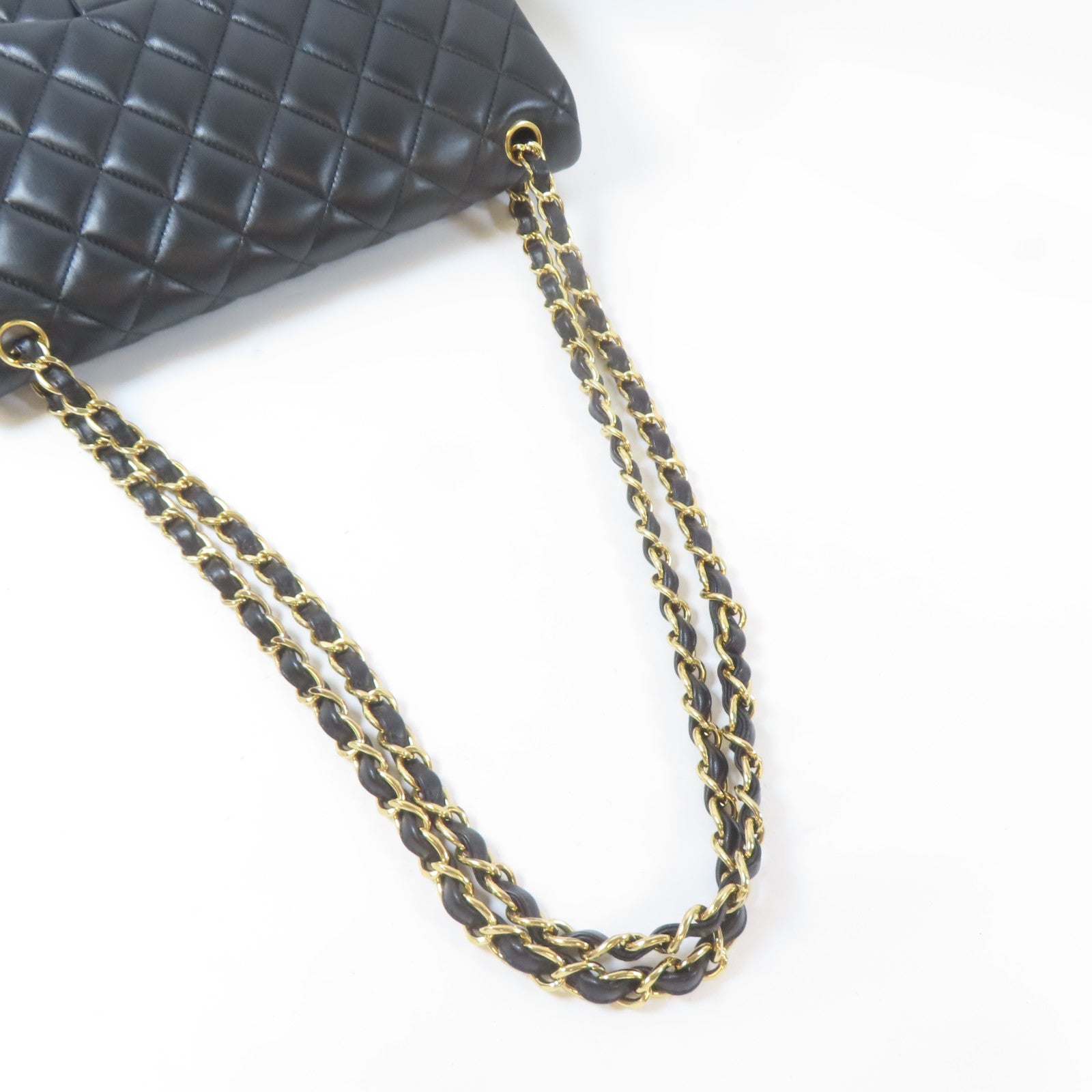 CHANEL 菱格羊皮皮革Classic Jumbo Bag金扣鏈帶肩背袋黑色