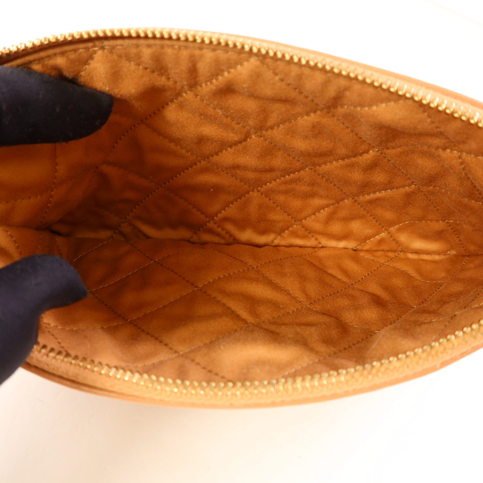 CHANEL 牛皮皮革Chanel 22金扣鏈帶肩背袋