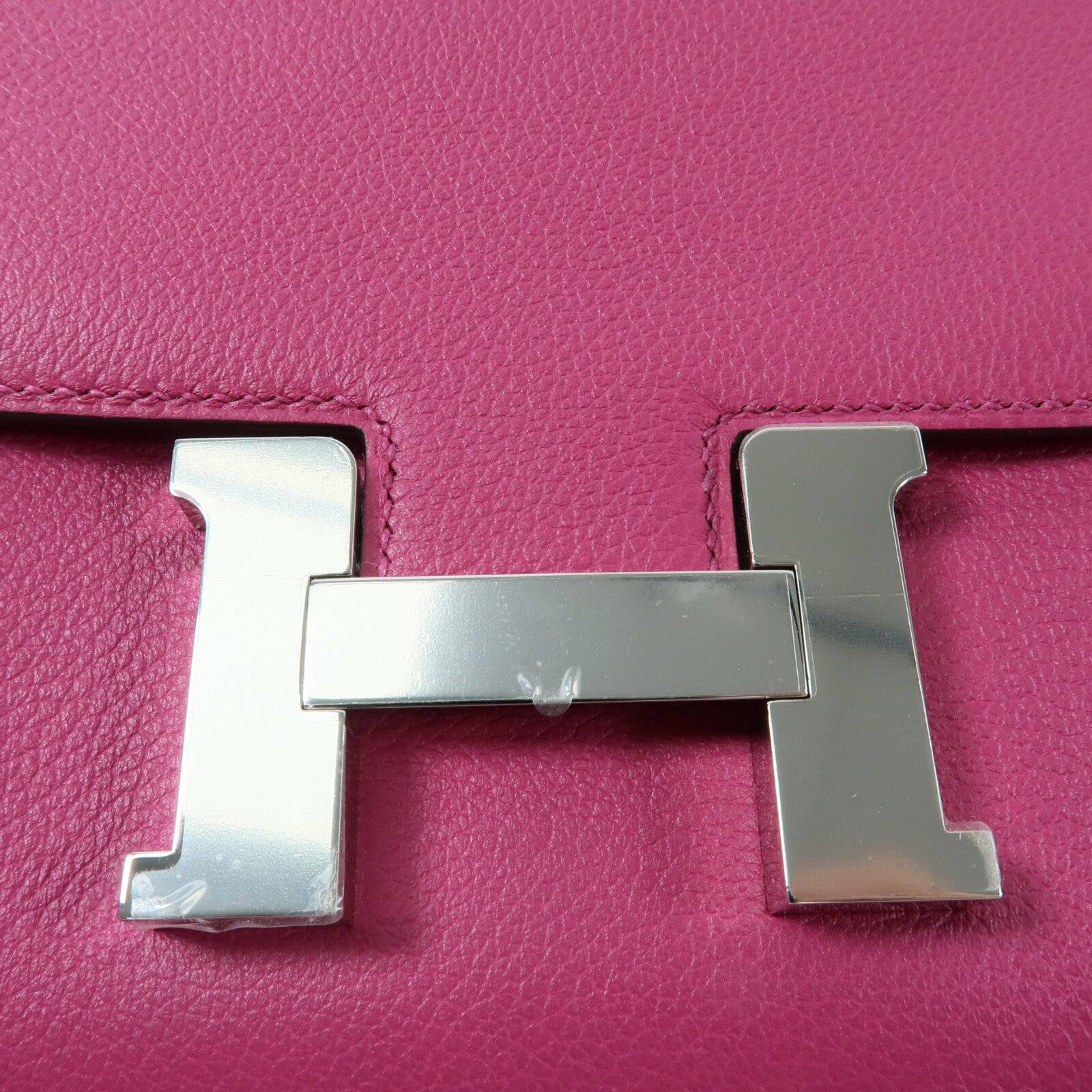 HERMES Evercolor皮革Constance Mini肩背袋Rose Pourpre