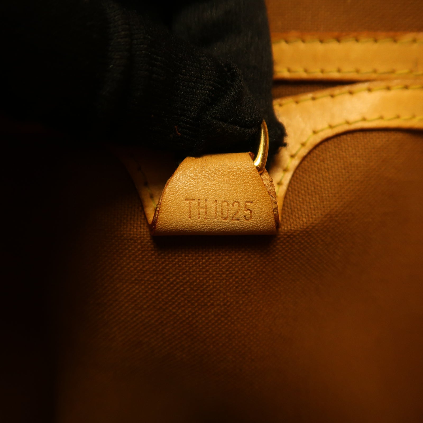 LOUIS VUITTON Monogram Elipse MM金扣手挽袋啡色