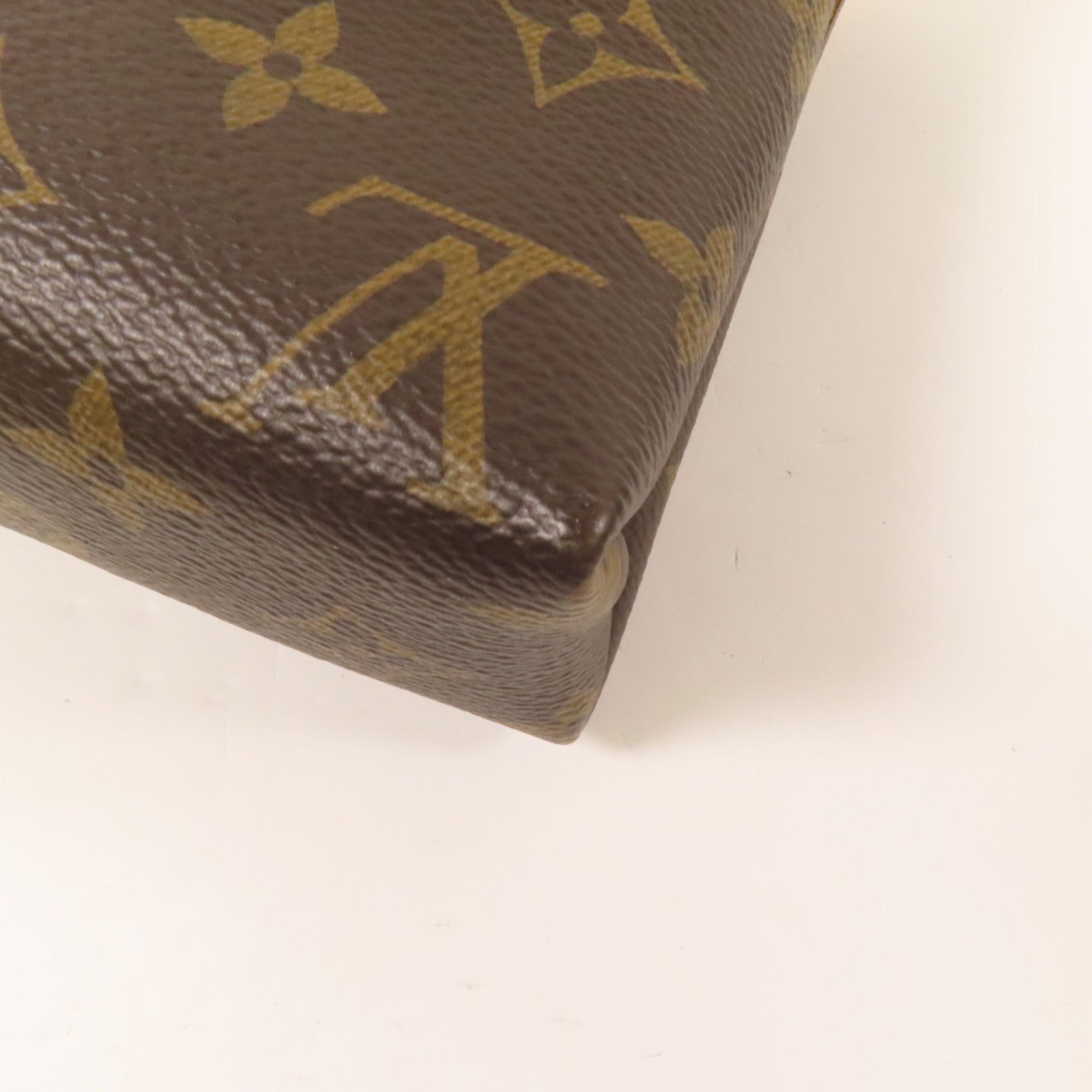 LOUIS VUITTON Monogram Pallas Chain Bag金扣鏈帶肩背袋