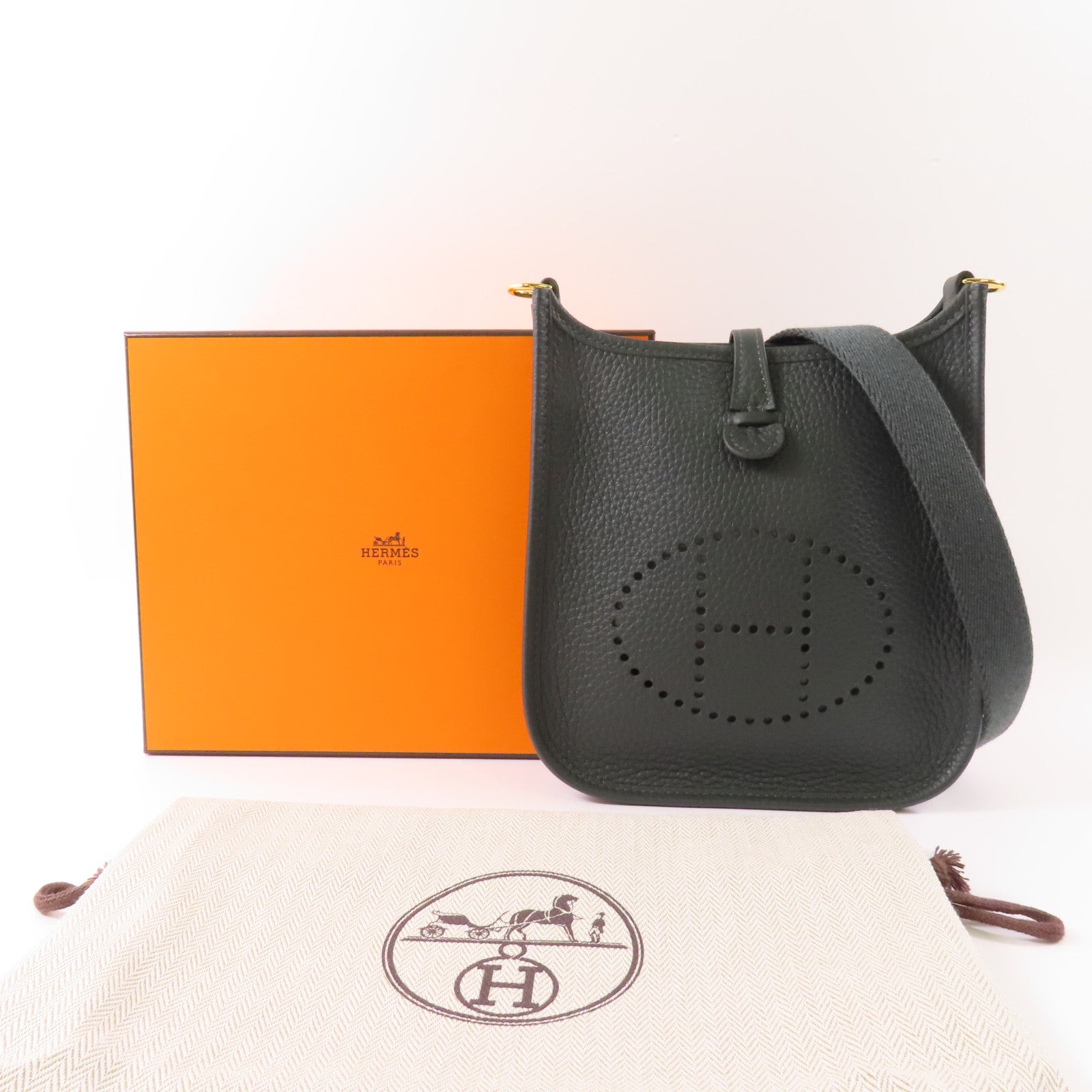 HERMES Clemence皮革Evelyne TPM銀扣肩背袋Vert Amande