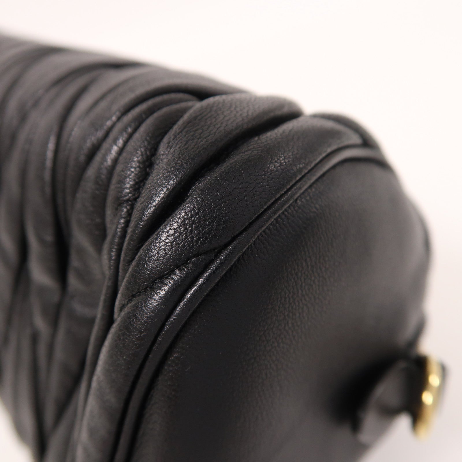 Miu Miu 羊皮皮革Chain Shoulder金扣鏈帶肩背袋