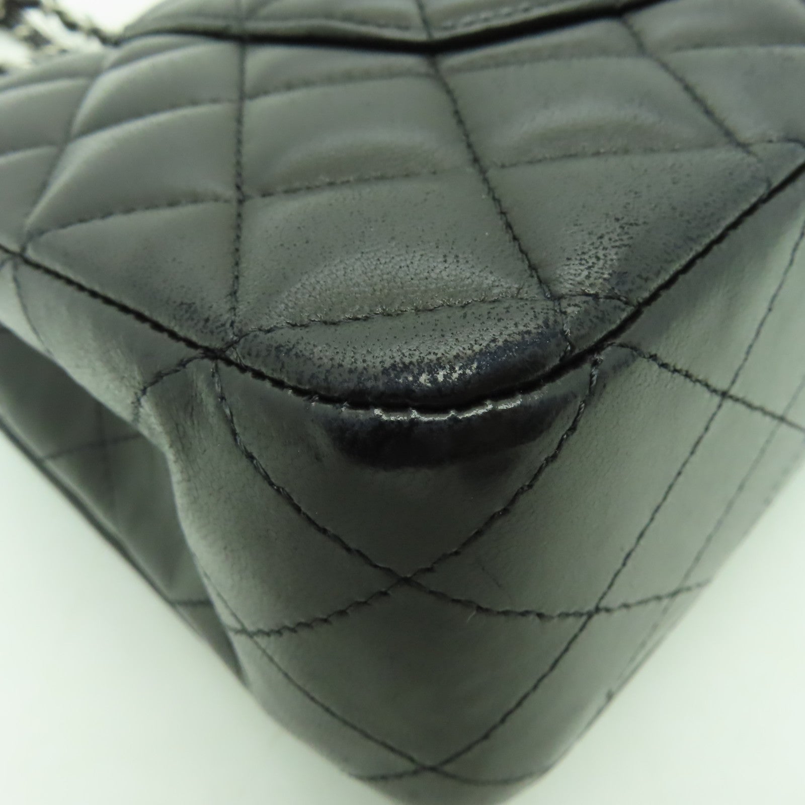 CHANEL 【清倉大減價】菱格羊皮皮革Classic 25銀扣鏈帶肩背袋黑色