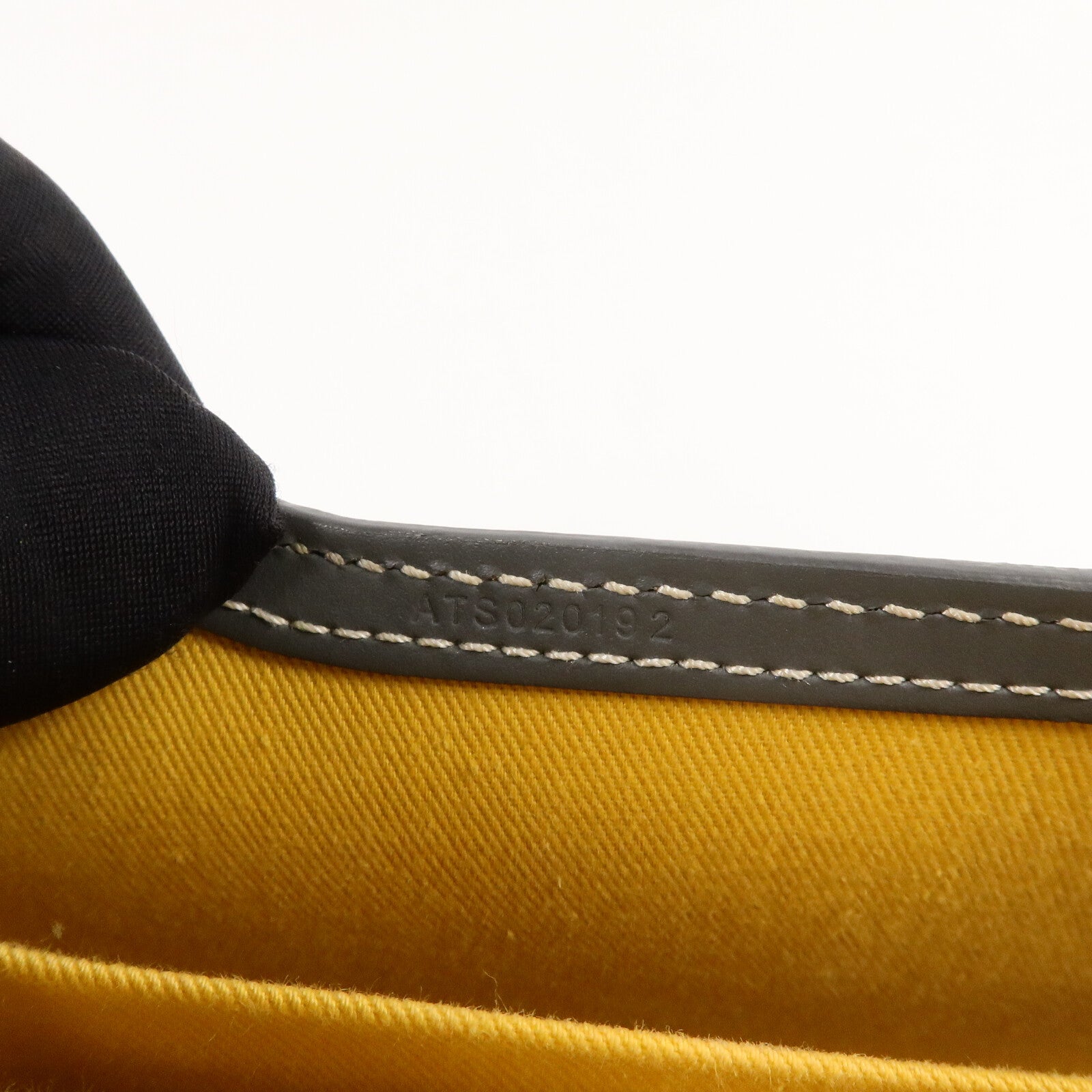 GOYARD Goyardine Canvas Monte-Carlo肩背袋