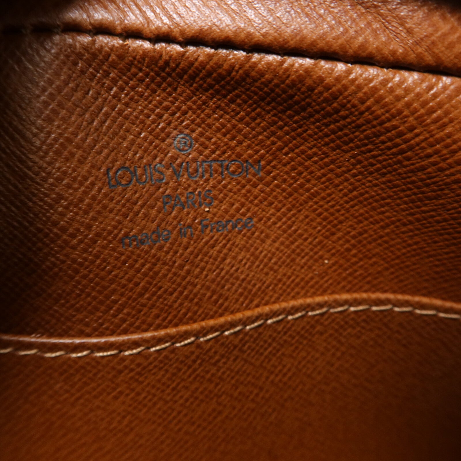 LOUIS VUITTON Monogram Pochette Cite肩背袋