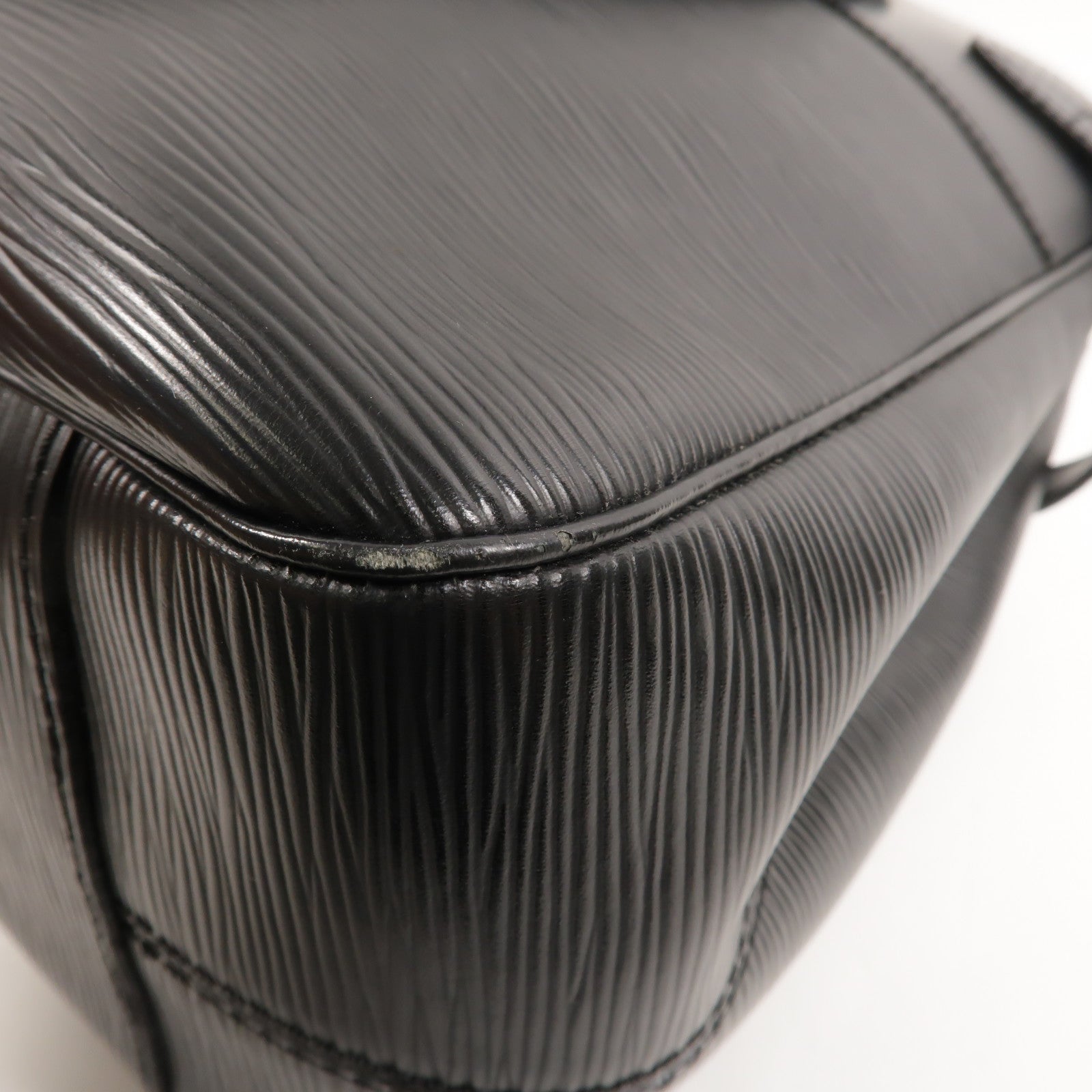 LOUIS VUITTON Epi Passy GM手挽袋