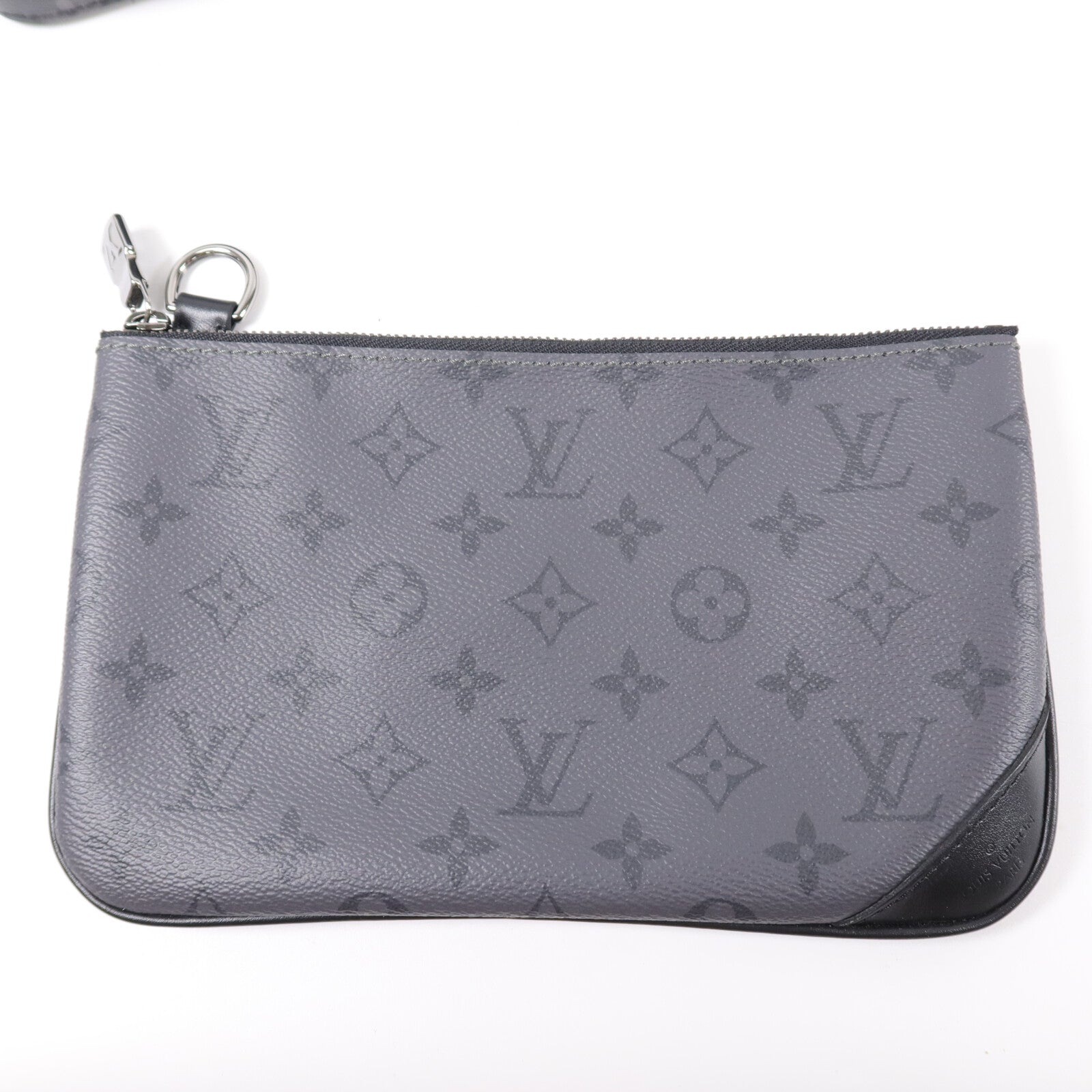 LOUIS VUITTON Monogram Eclipse Reverse Trio Messenger銀扣肩背袋灰色