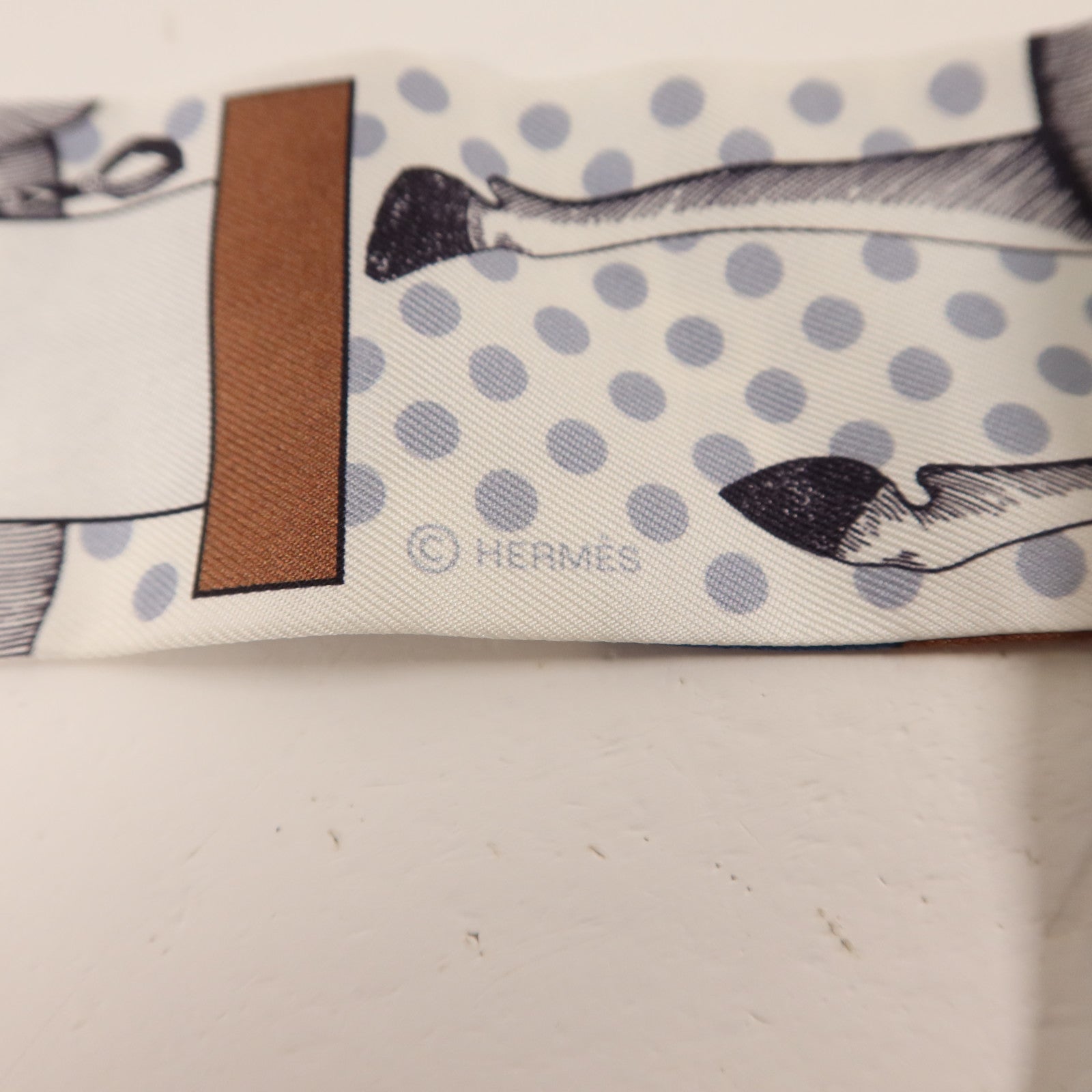 HERMES 絲質Twilly絲巾