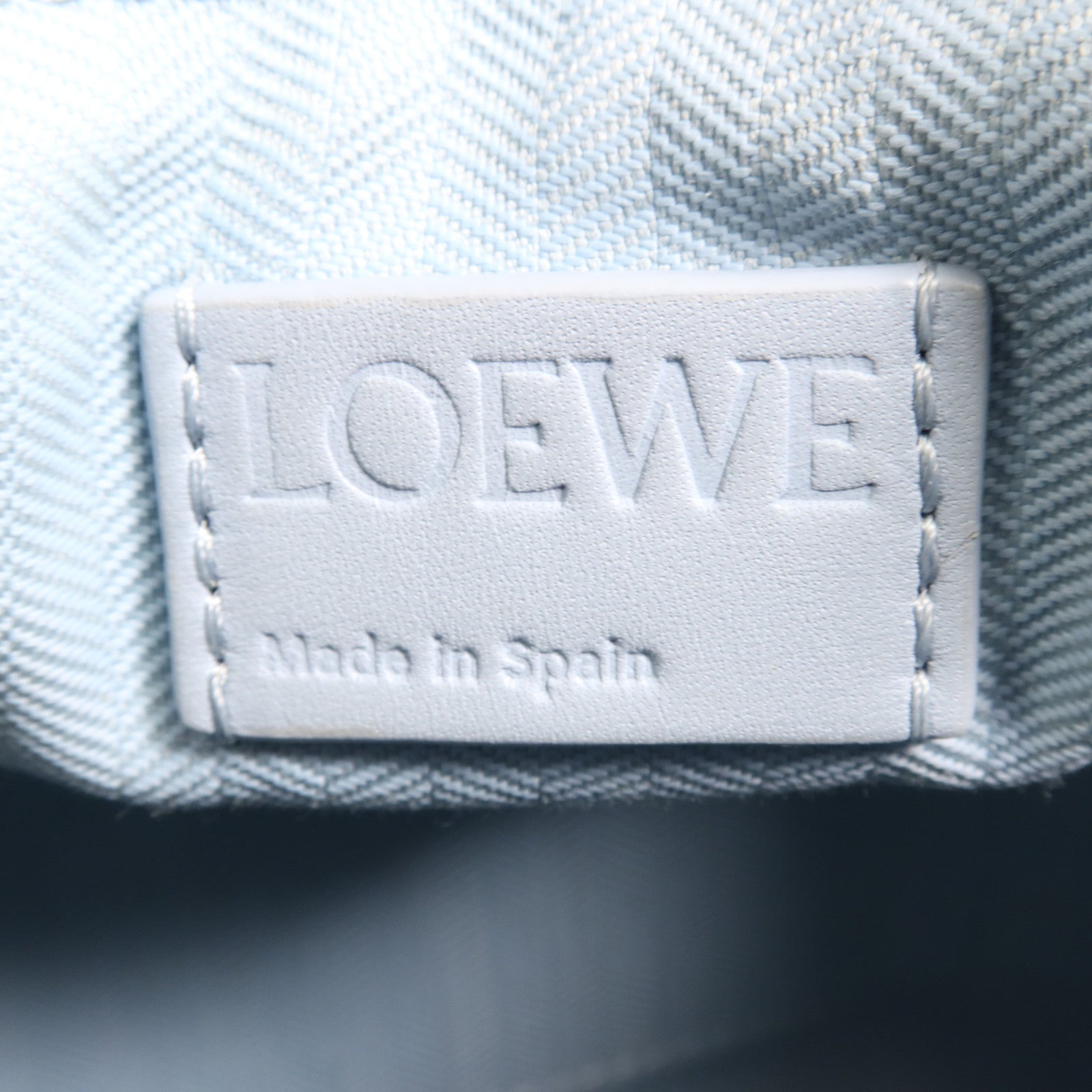 LOEWE 牛皮皮革Small Puzzle銀扣手挽肩背兩用袋