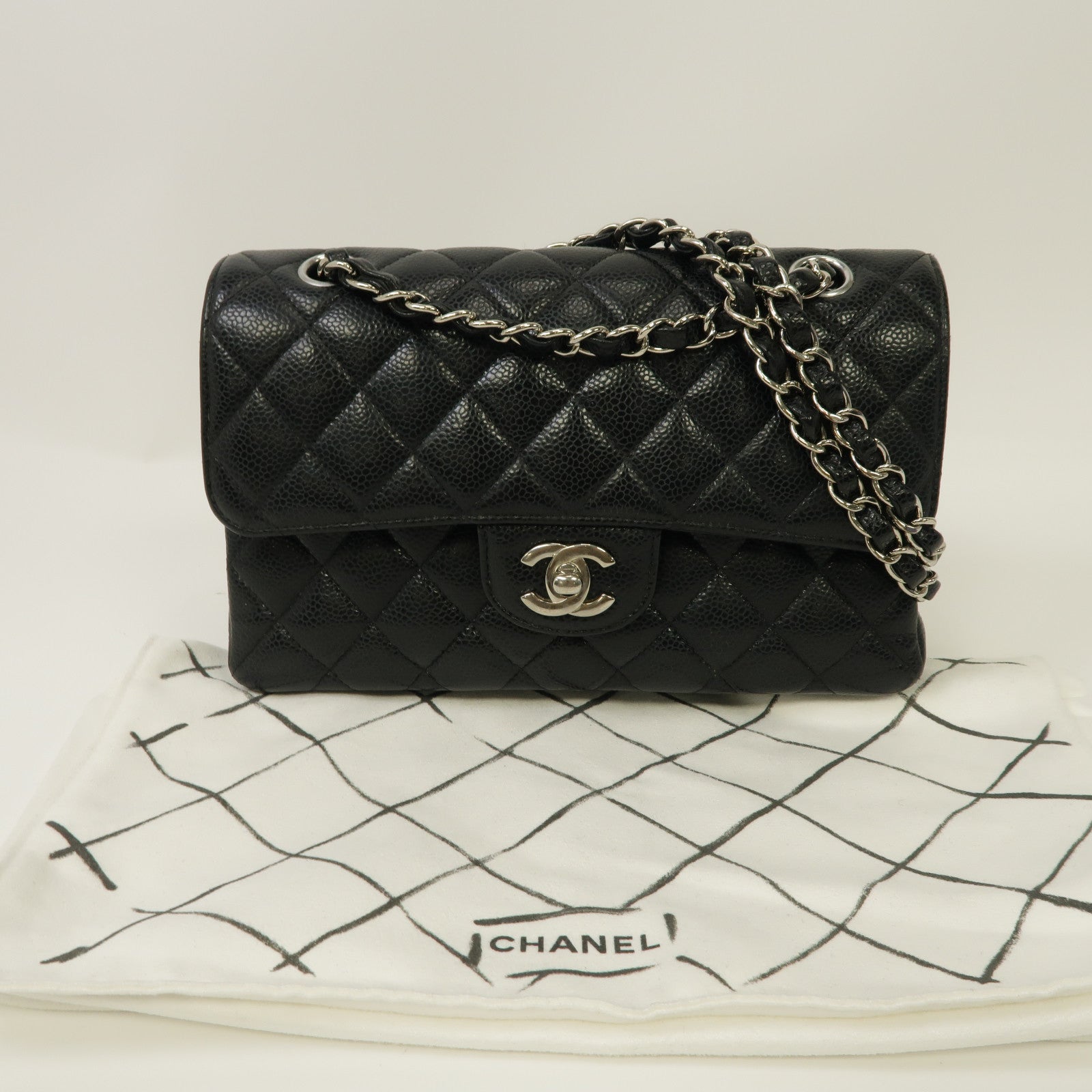 CHANEL 【激減優惠】菱格Caviar皮革Classic Flap 23銀扣鏈帶肩背袋黑色