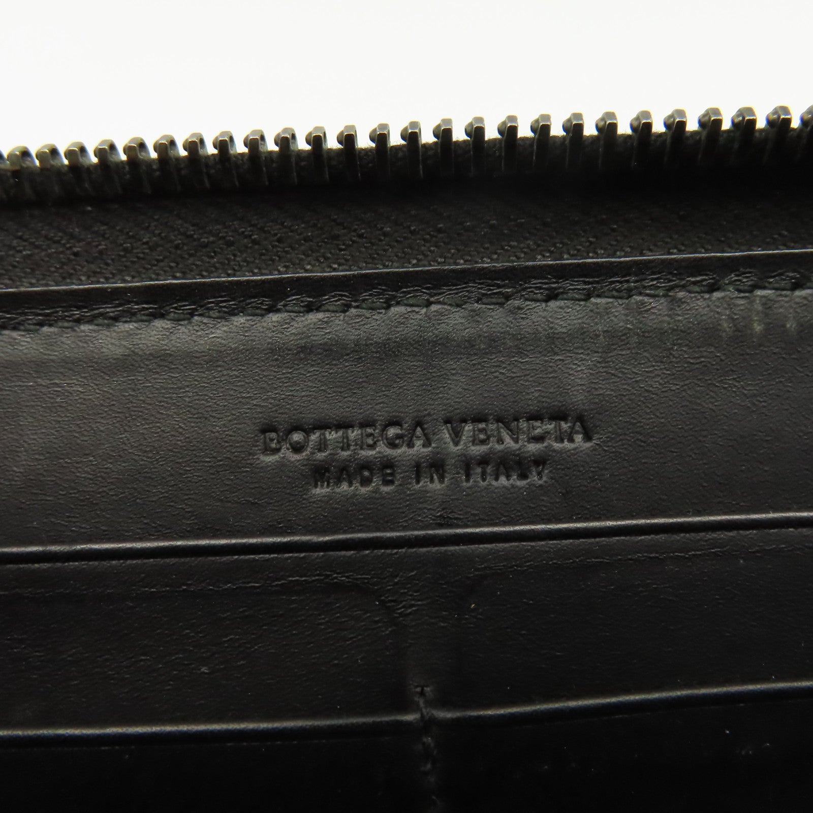 BOTTEGA VENETA 【激減優惠】織紋皮革Zipper Long Wallet拉鏈長錢包黑色