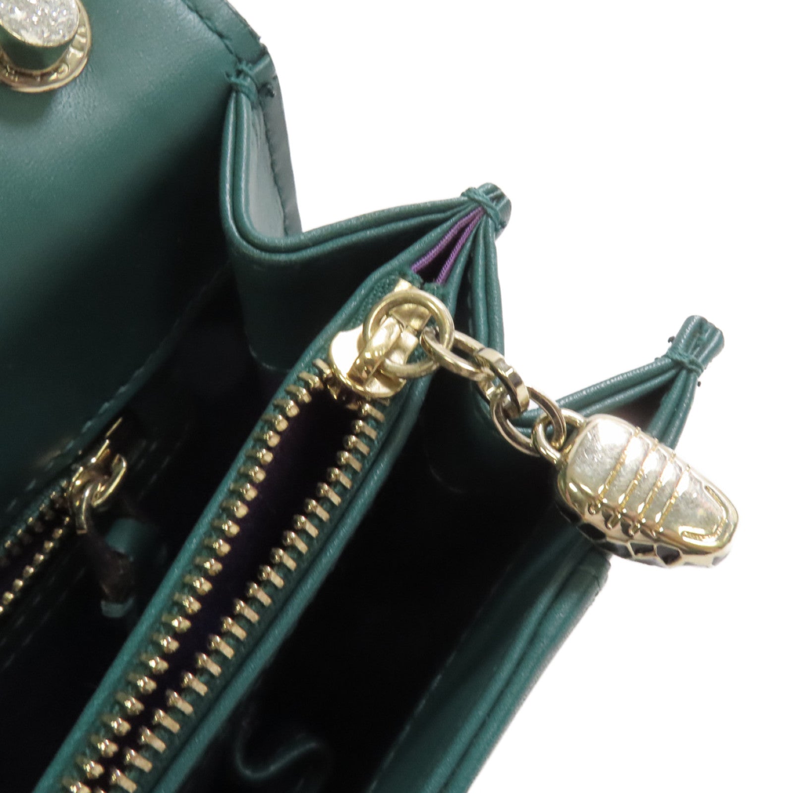 BVLGARI 牛皮皮革Serpenti Forever Shoulder Bag銀扣鏈帶肩背綠色