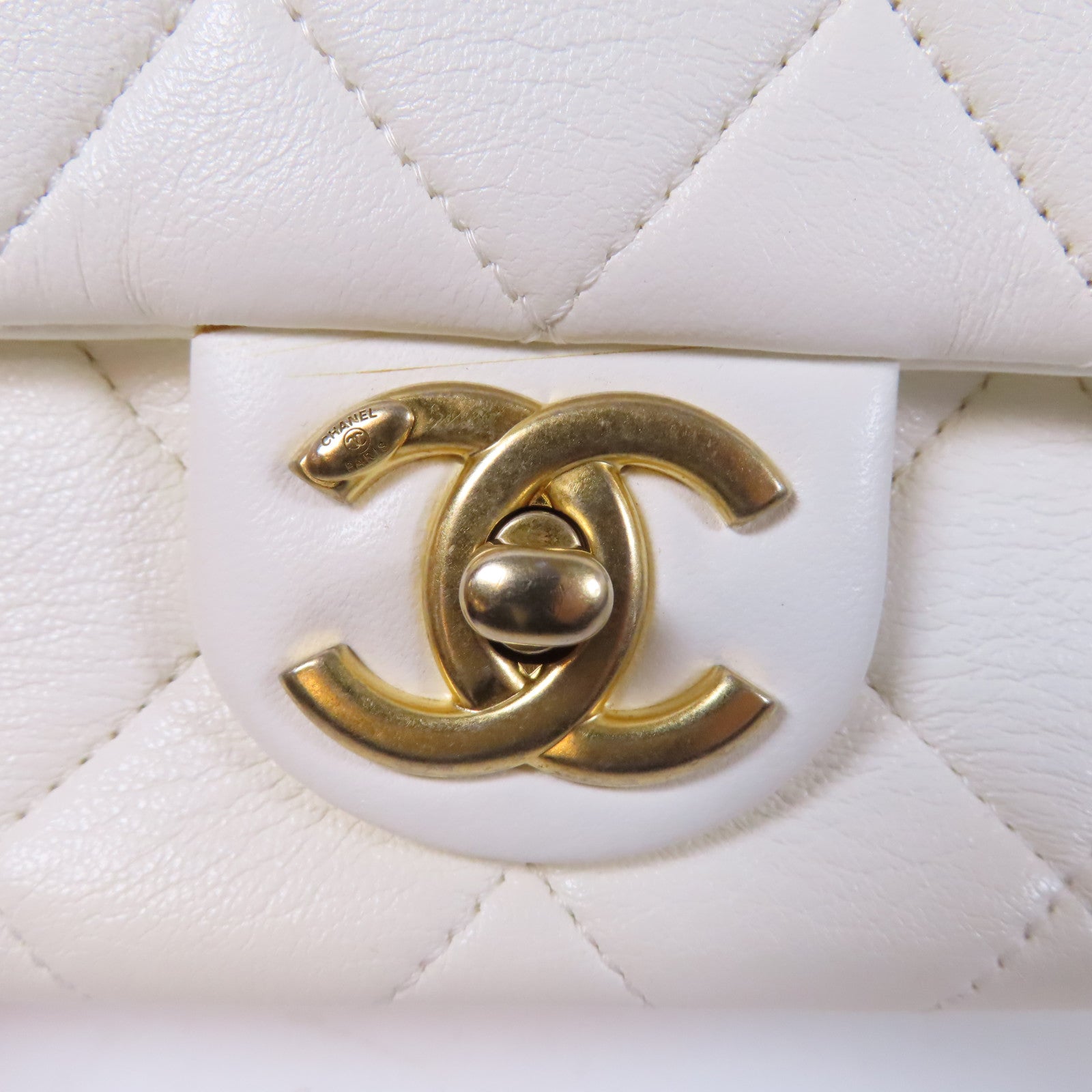 CHANEL 【激減優惠】菱格羊皮皮革Mini Flap Chain Shoulder金扣鏈帶肩背袋白色