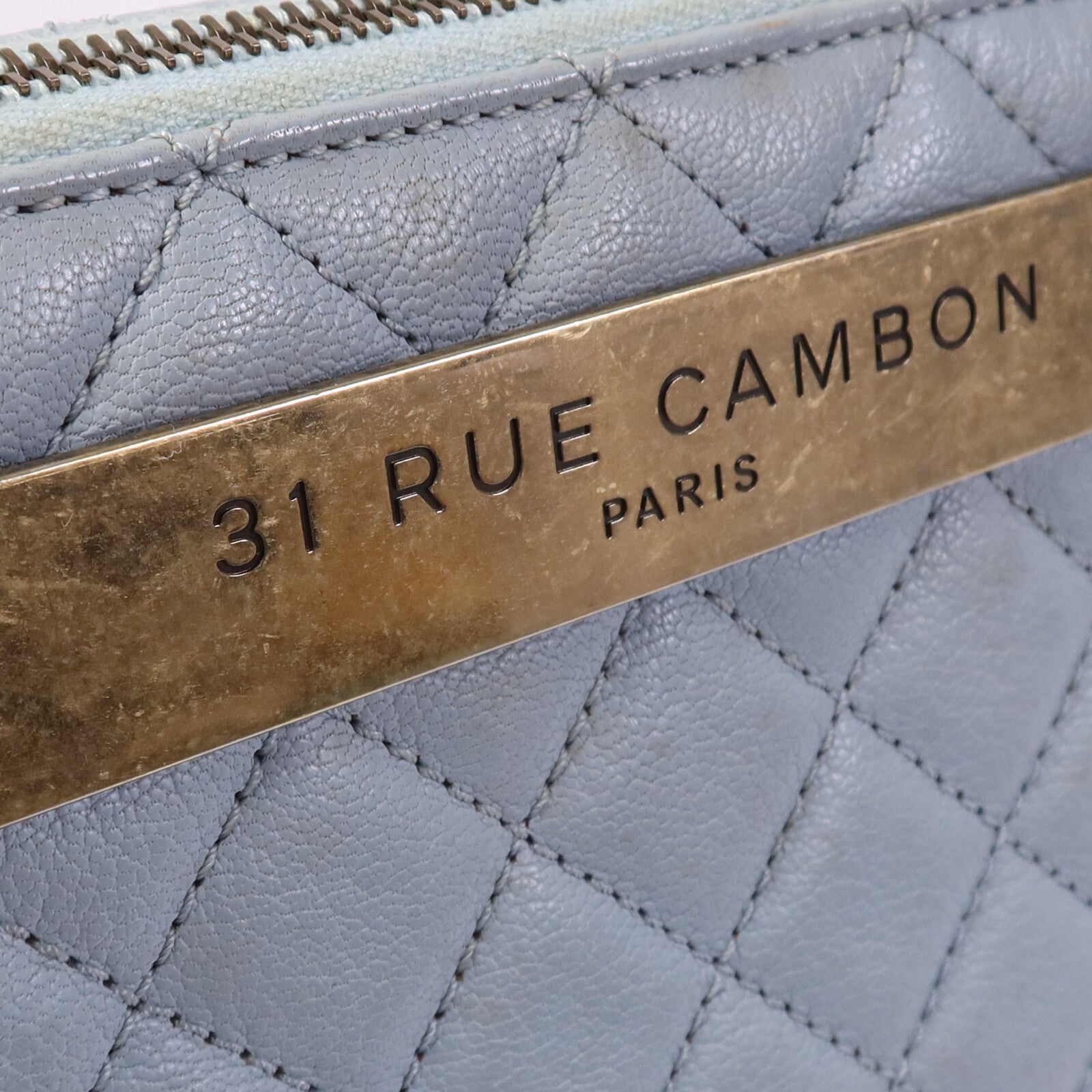 CHANEL 皮革Rita Dome Bag金扣鏈帶肩背袋