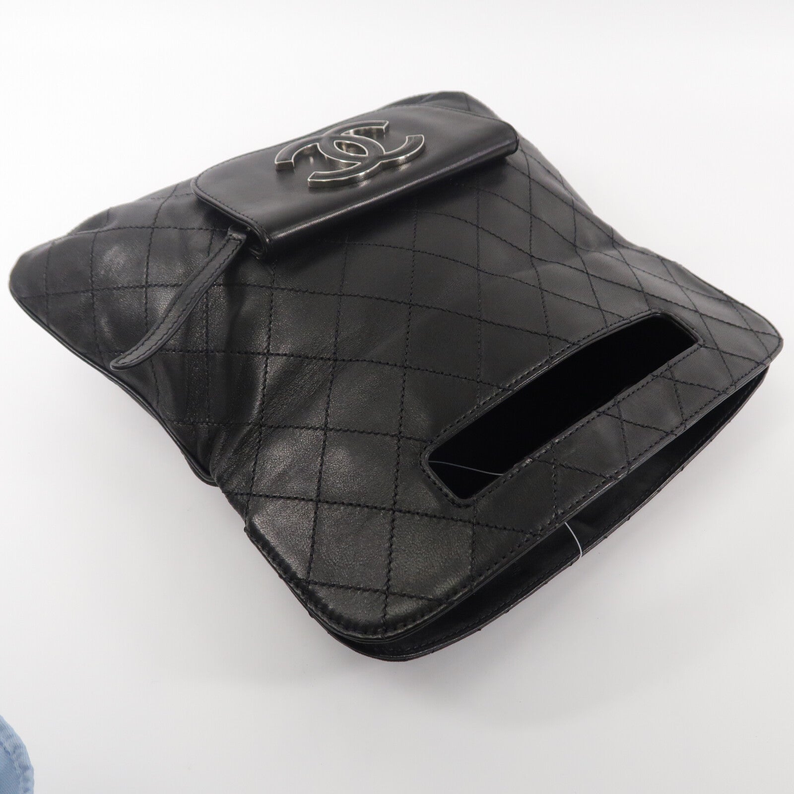 CHANEL 羊皮皮革Hamptons CC Fold-Over Clutch Bag手挽袋
