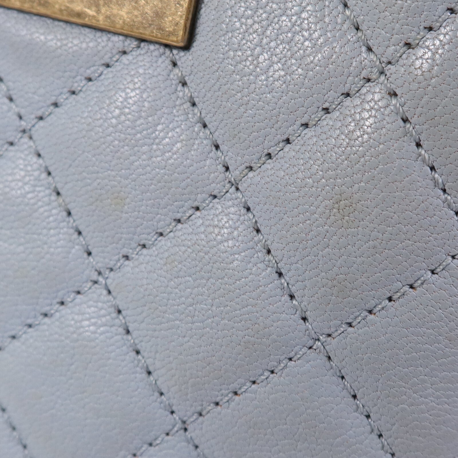 CHANEL 皮革Rita Dome Bag金扣鏈帶肩背袋