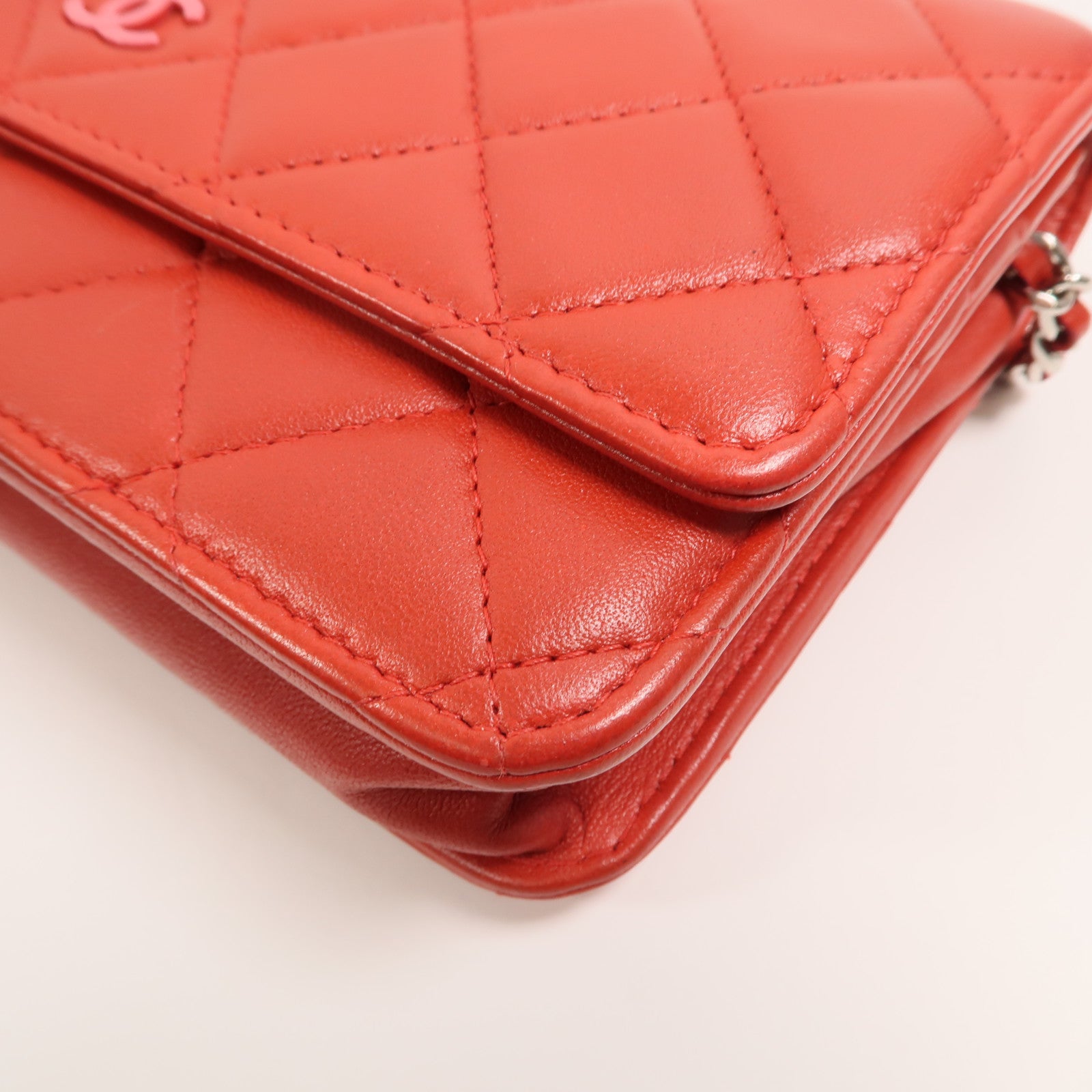 CHANEL 羊皮皮革WOC Wallet On Chain鏈帶肩背袋