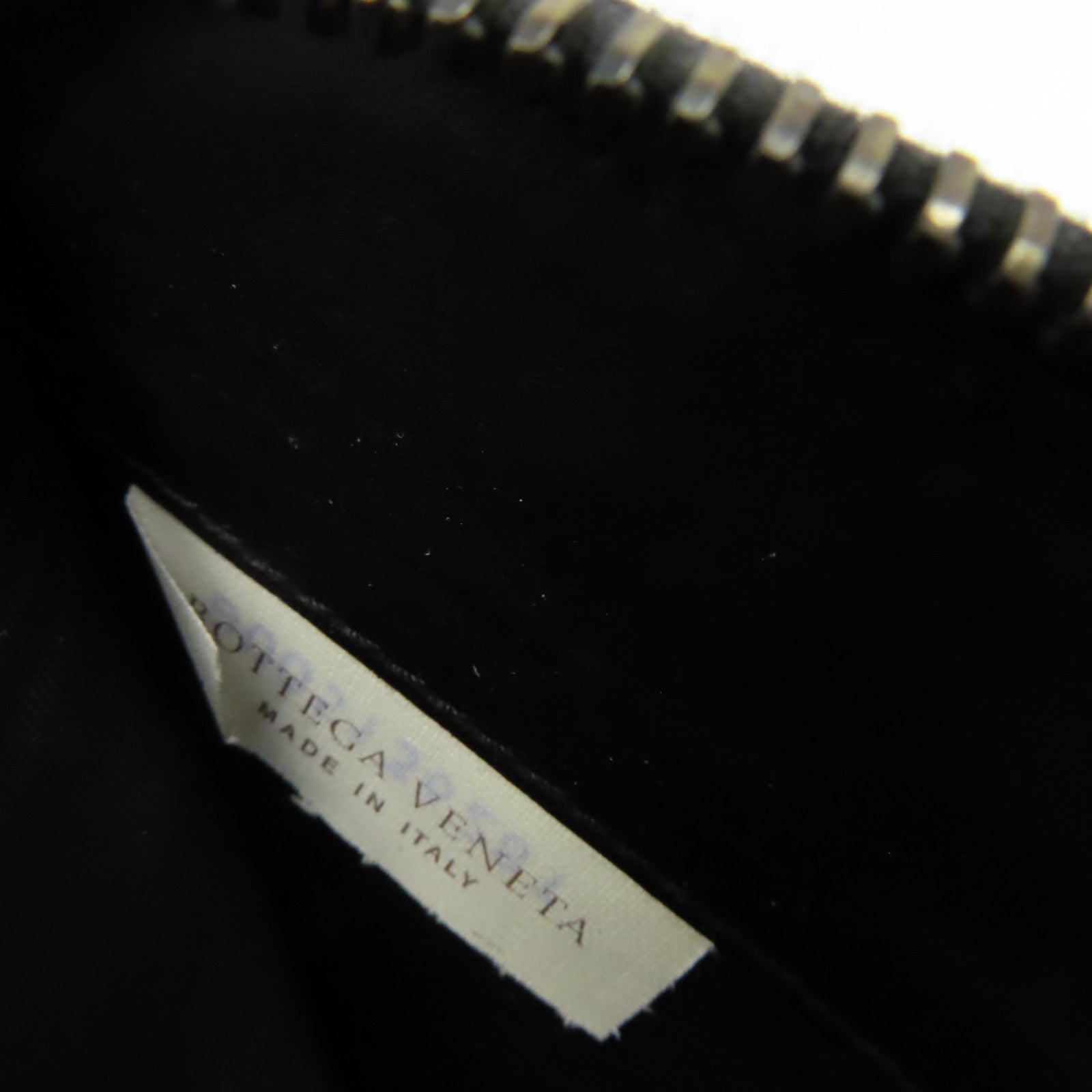 BOTTEGA VENETA 【激減優惠】織紋皮革Zipper Long Wallet拉鏈長錢包黑色