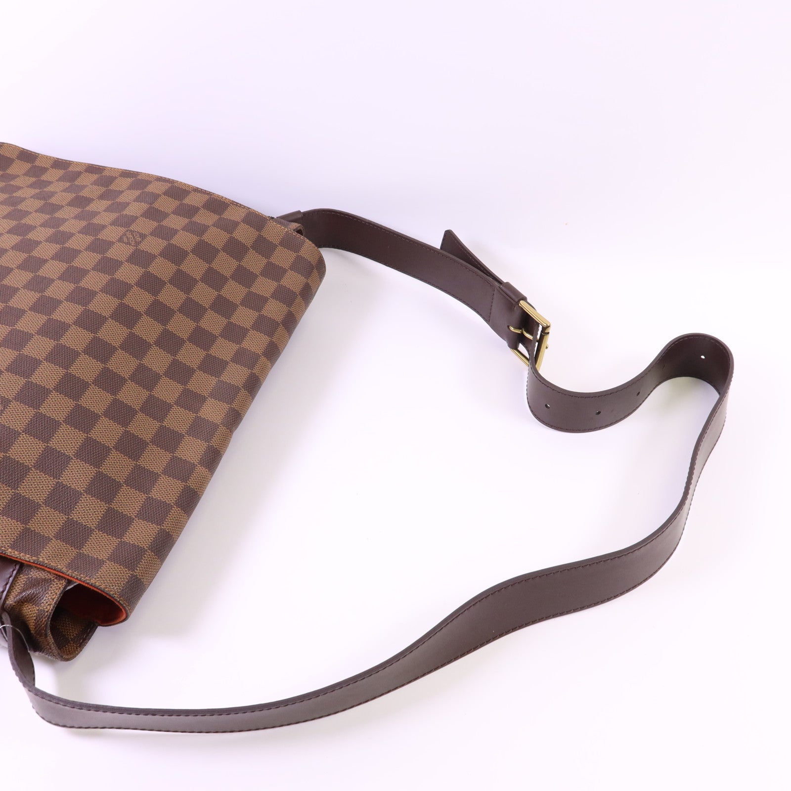 LOUIS VUITTON Damier Bastille金扣肩背袋