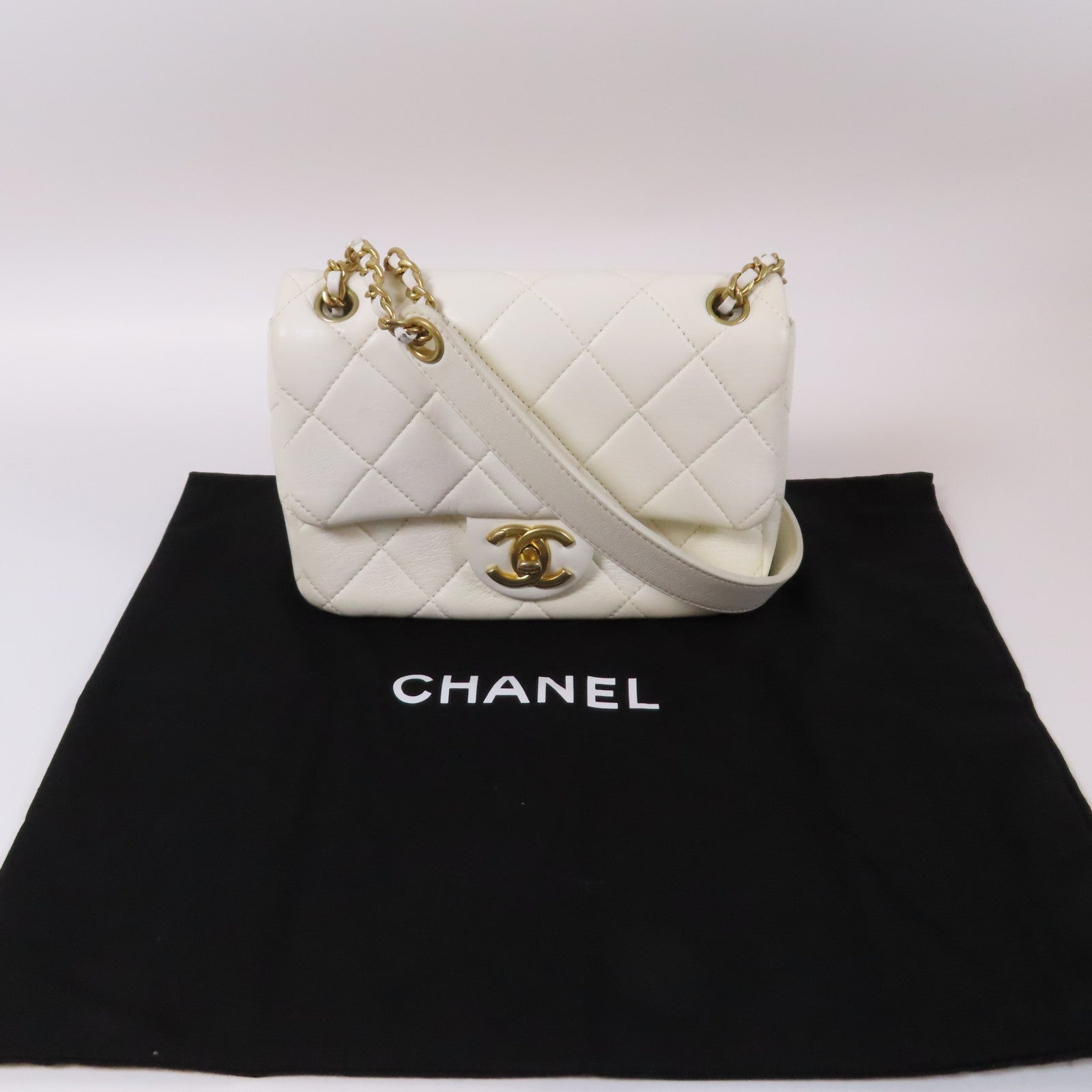 CHANEL 【激減優惠】菱格羊皮皮革Mini Flap Chain Shoulder金扣鏈帶肩背袋白色
