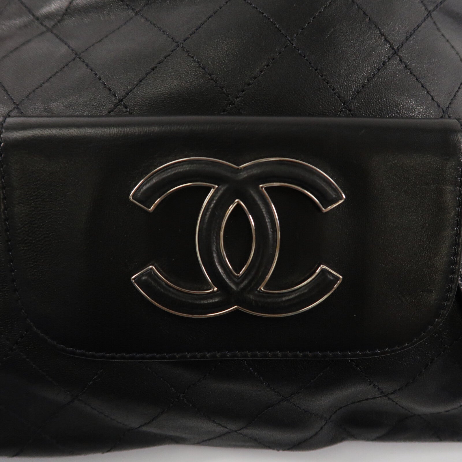 CHANEL 羊皮皮革Hamptons CC Fold-Over Clutch Bag手挽袋