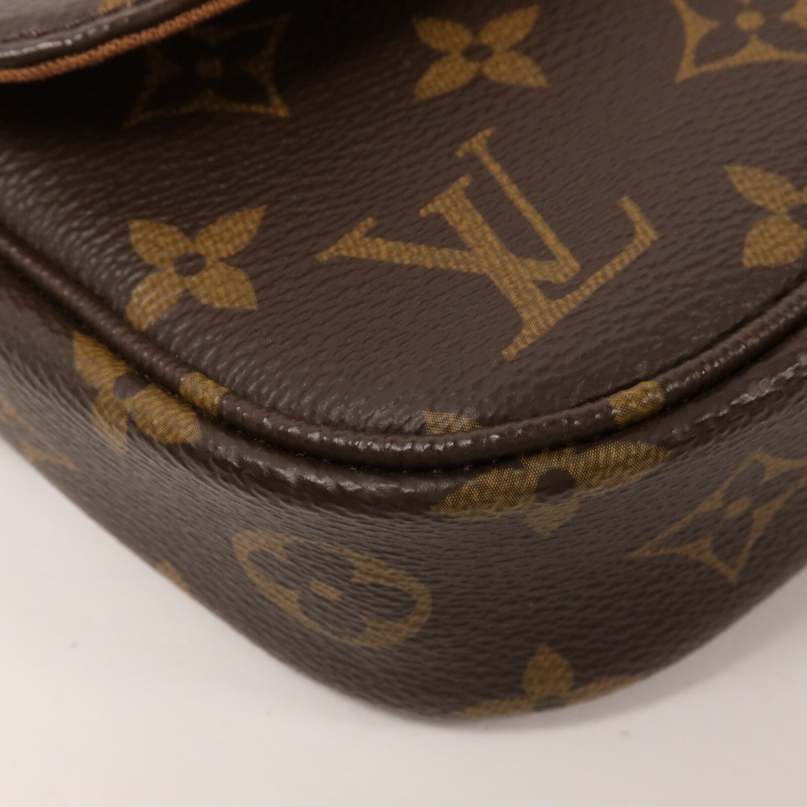 LOUIS VUITTON Monogram Wallet On Chain Ivy肩背袋